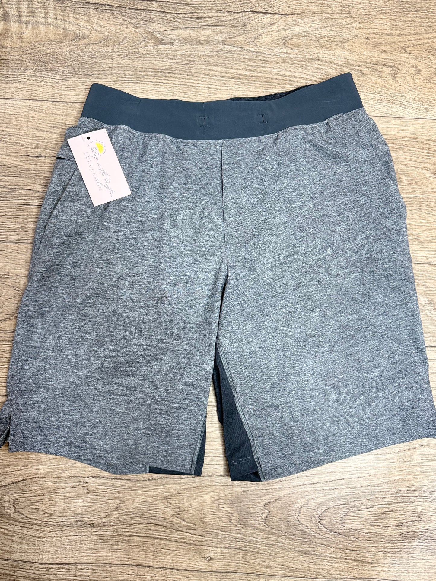 T.H.E. Short *Linerless 11" Updated (small mark) *SIZE M