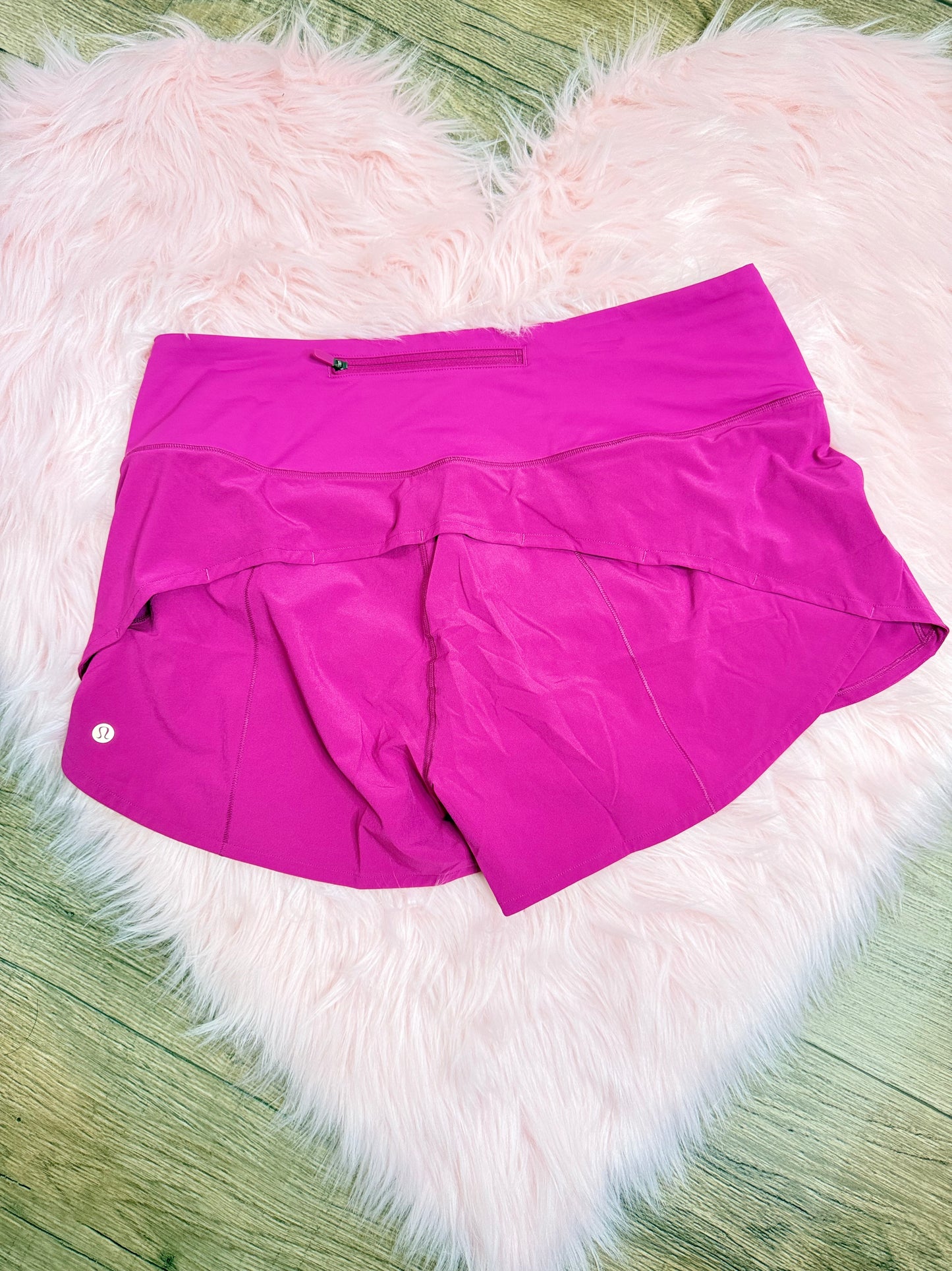 Speed up HR short 4” *lined* SIZE 14