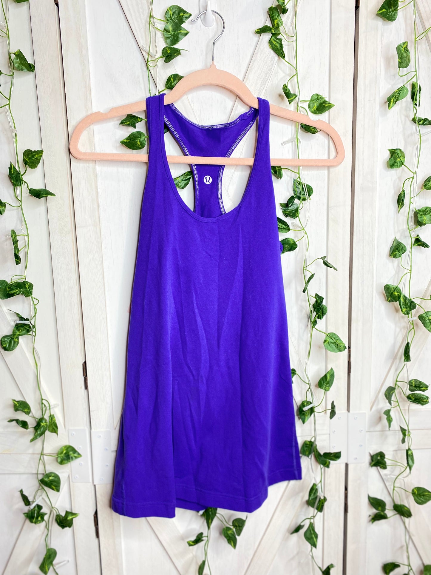 Lululemon tank top * SIZE 8