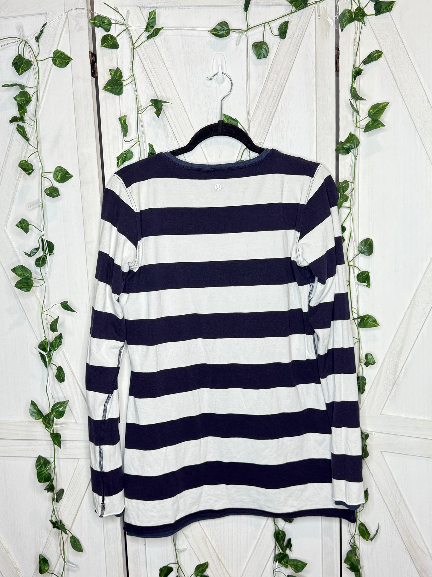 Men’s reversible long sleeve *SIZE S