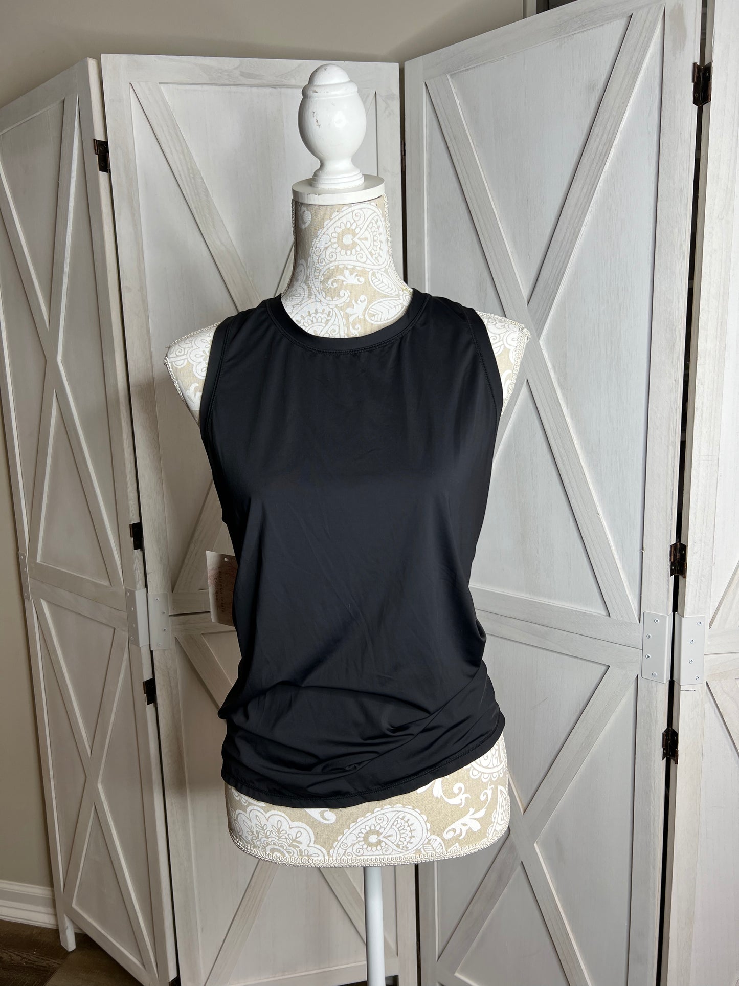 Open back tank *SIZE 6