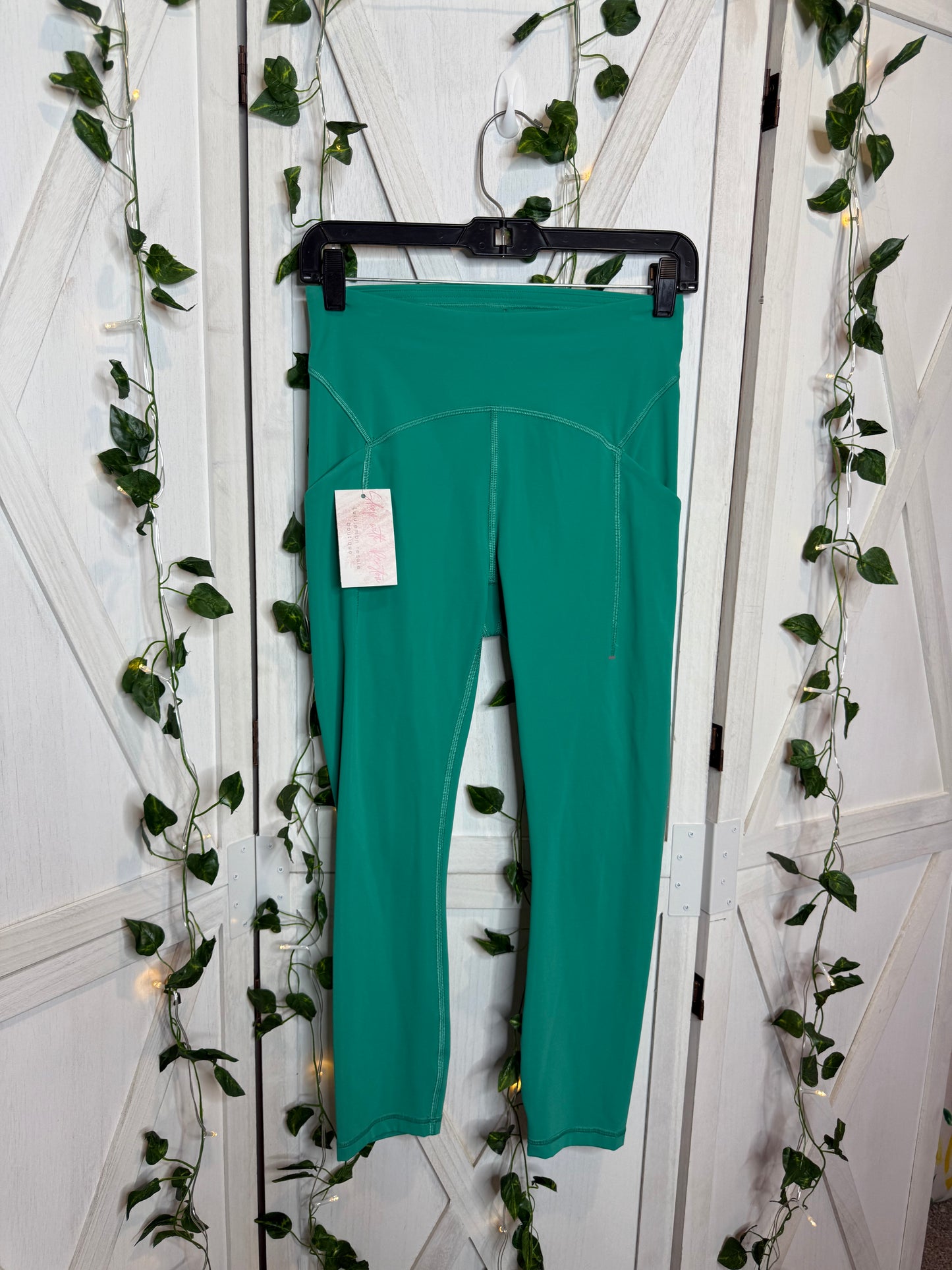 Power Thru High Rise Crop 23” *SIZE 6