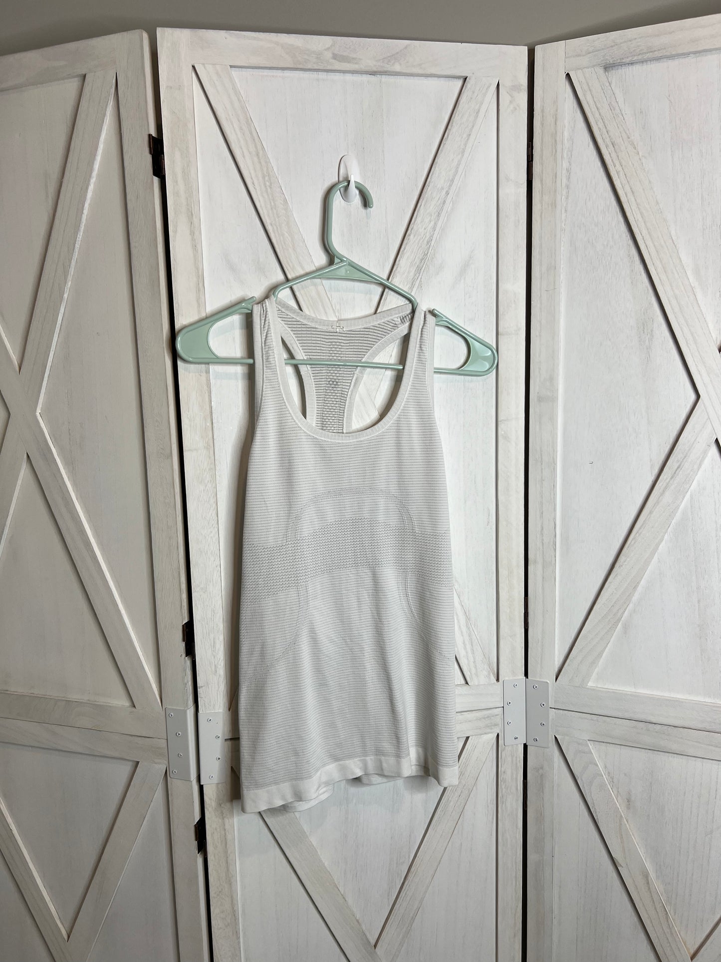 swiftly tech racerback *SIZE 6