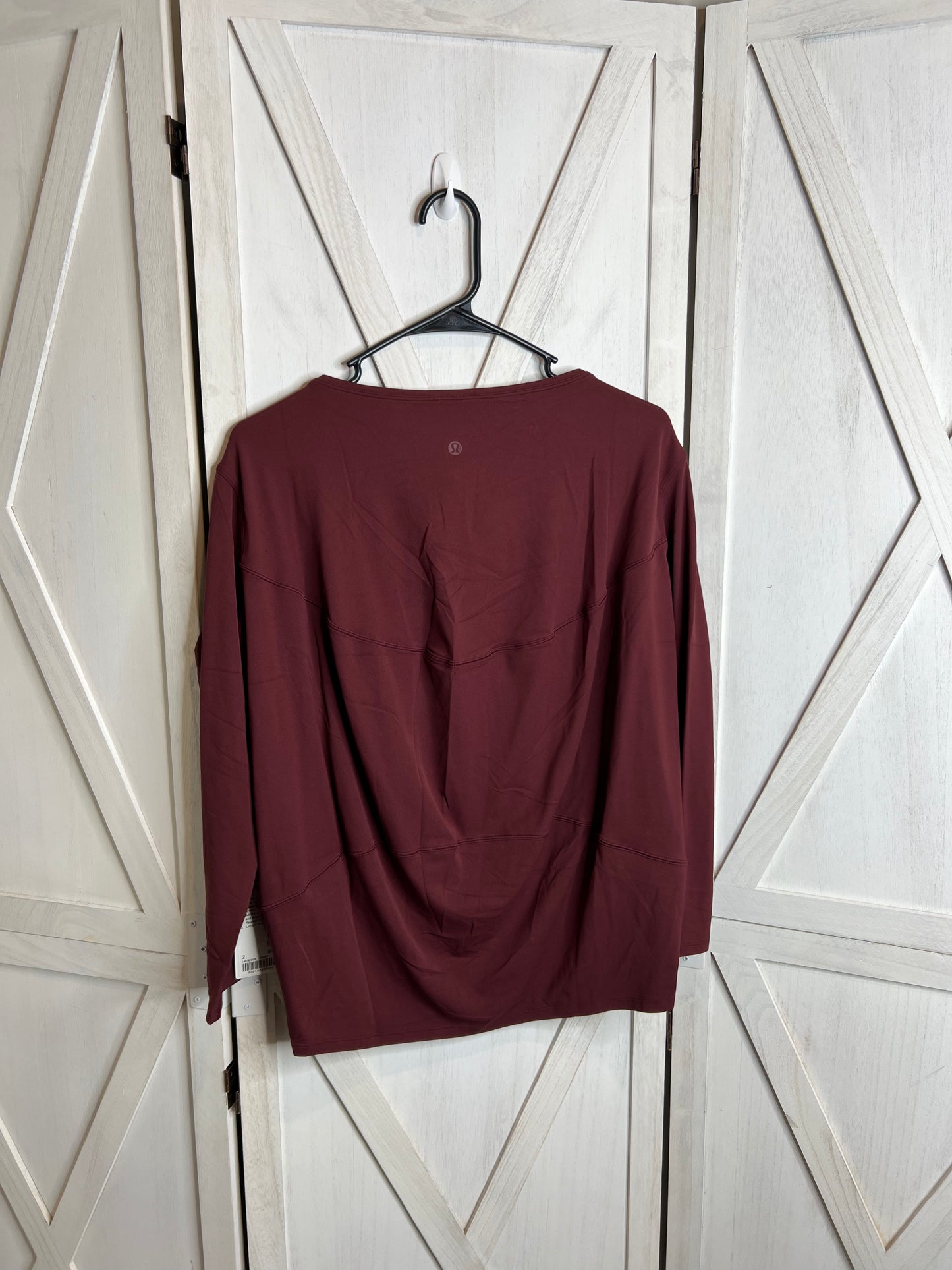 Back in action long sleeve *nulu *SIZE 2