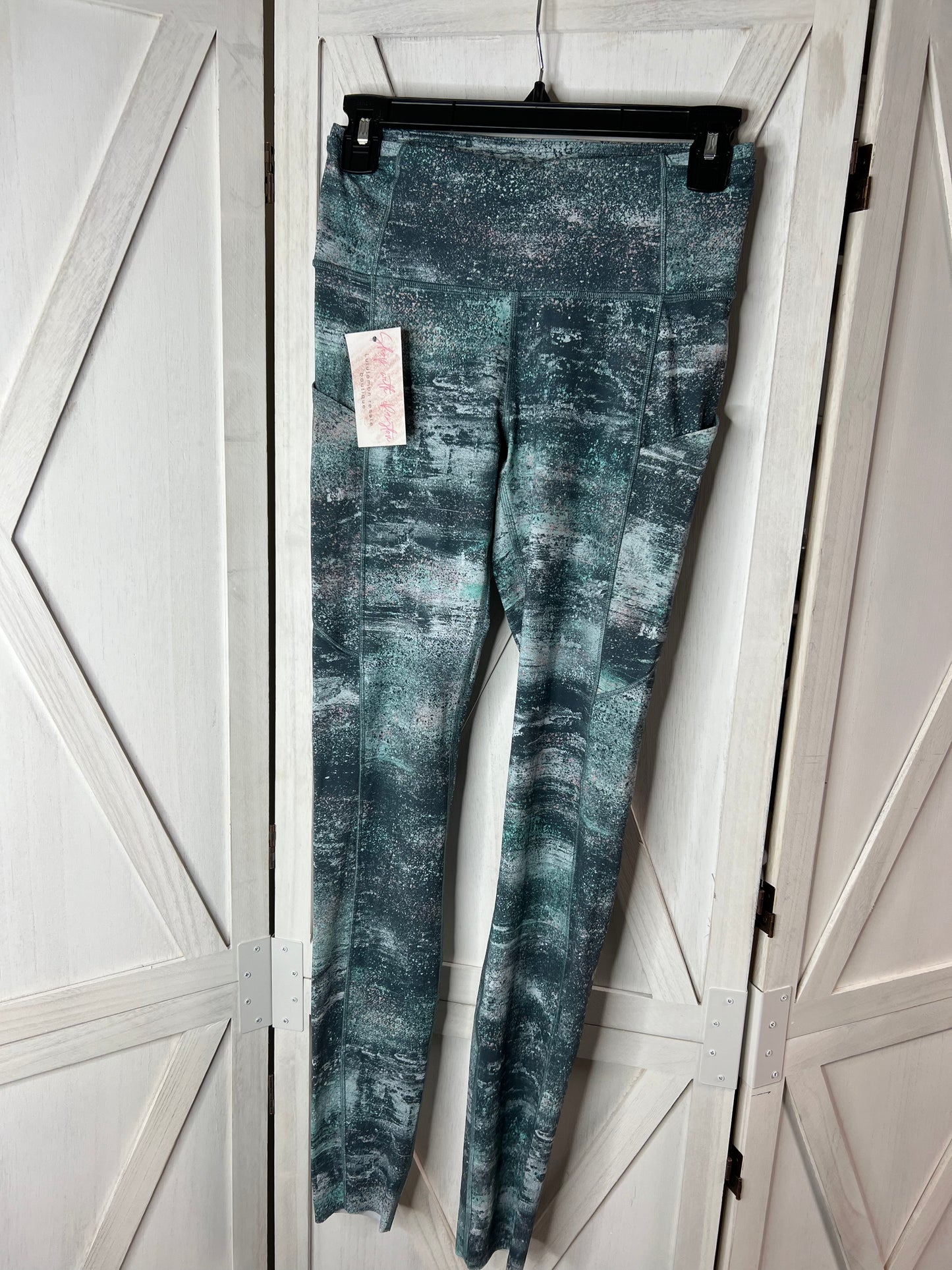 Fast & Free Tight 31” *SIZE 6