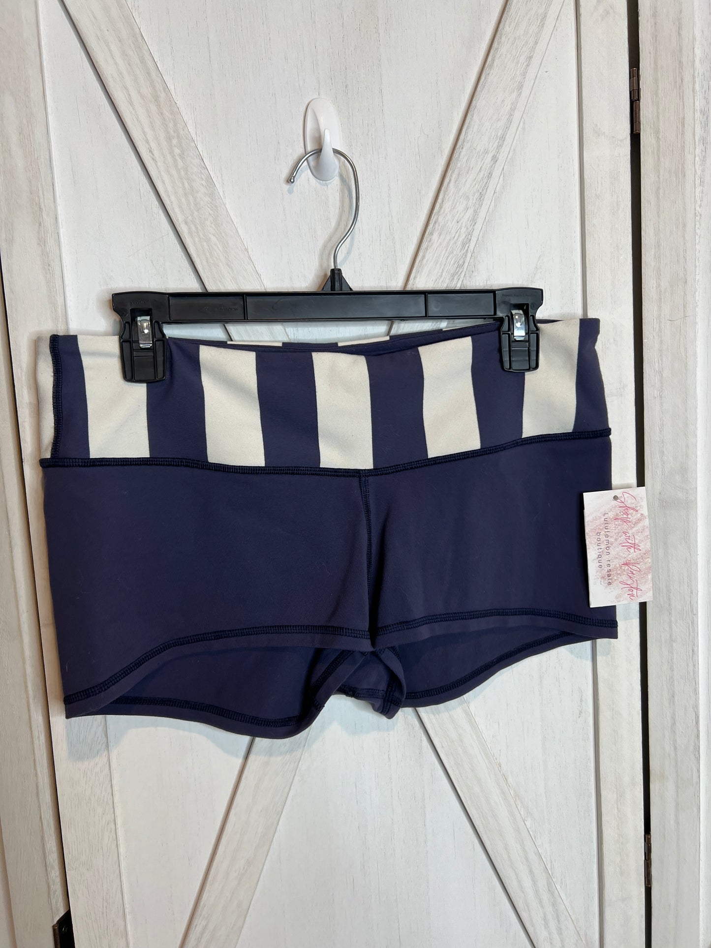lululemon short 2” * SIZE 10