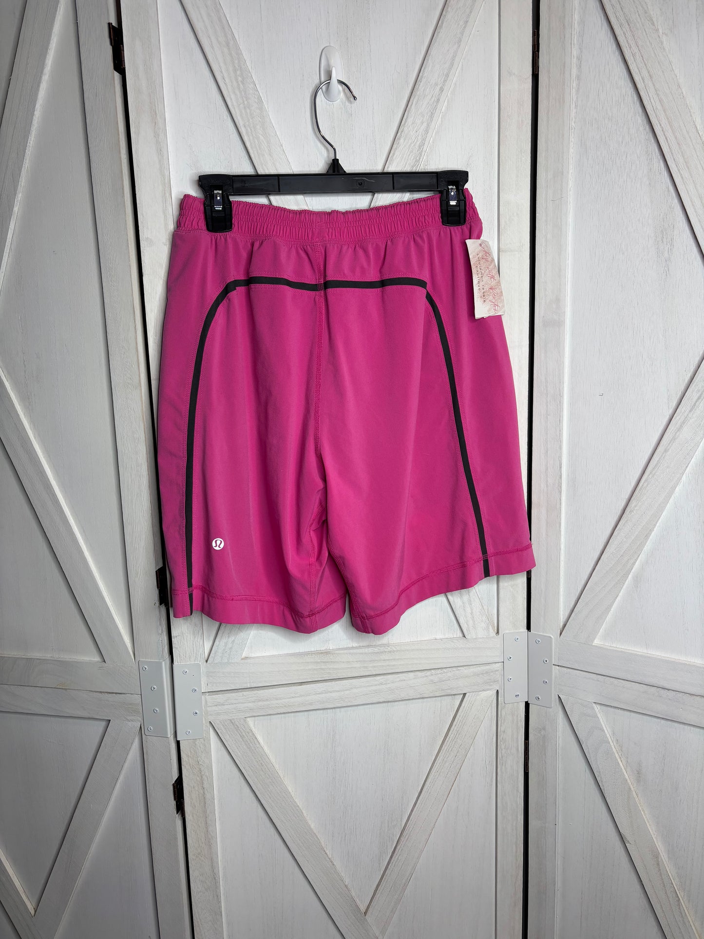 Men’s shorts 9” *SIZE S