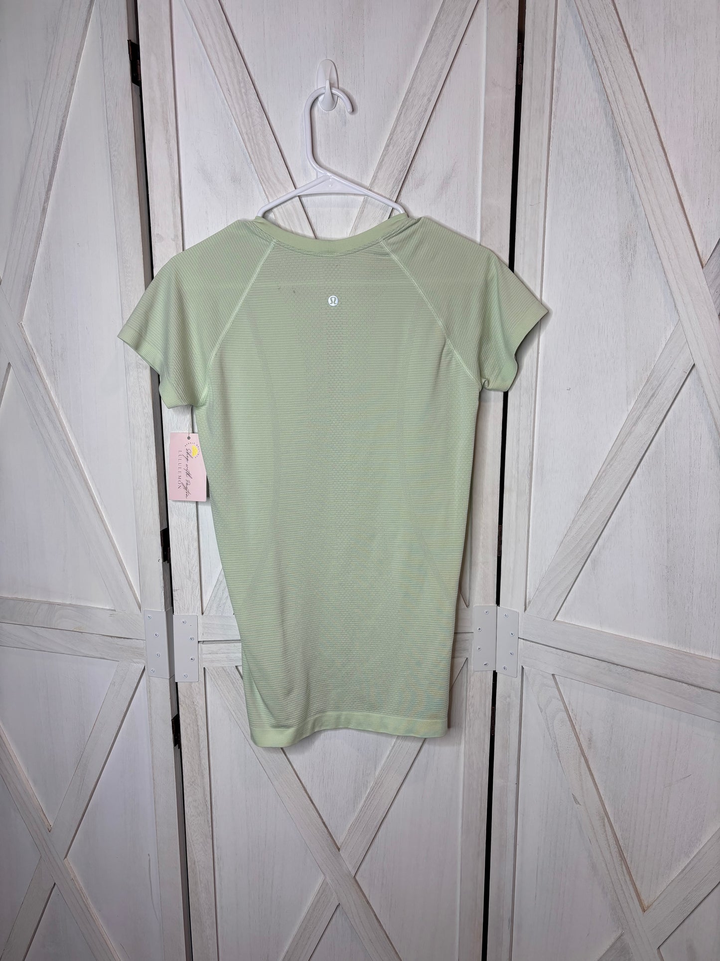 Swiftly short sleeve*small stain* *SIZE 8