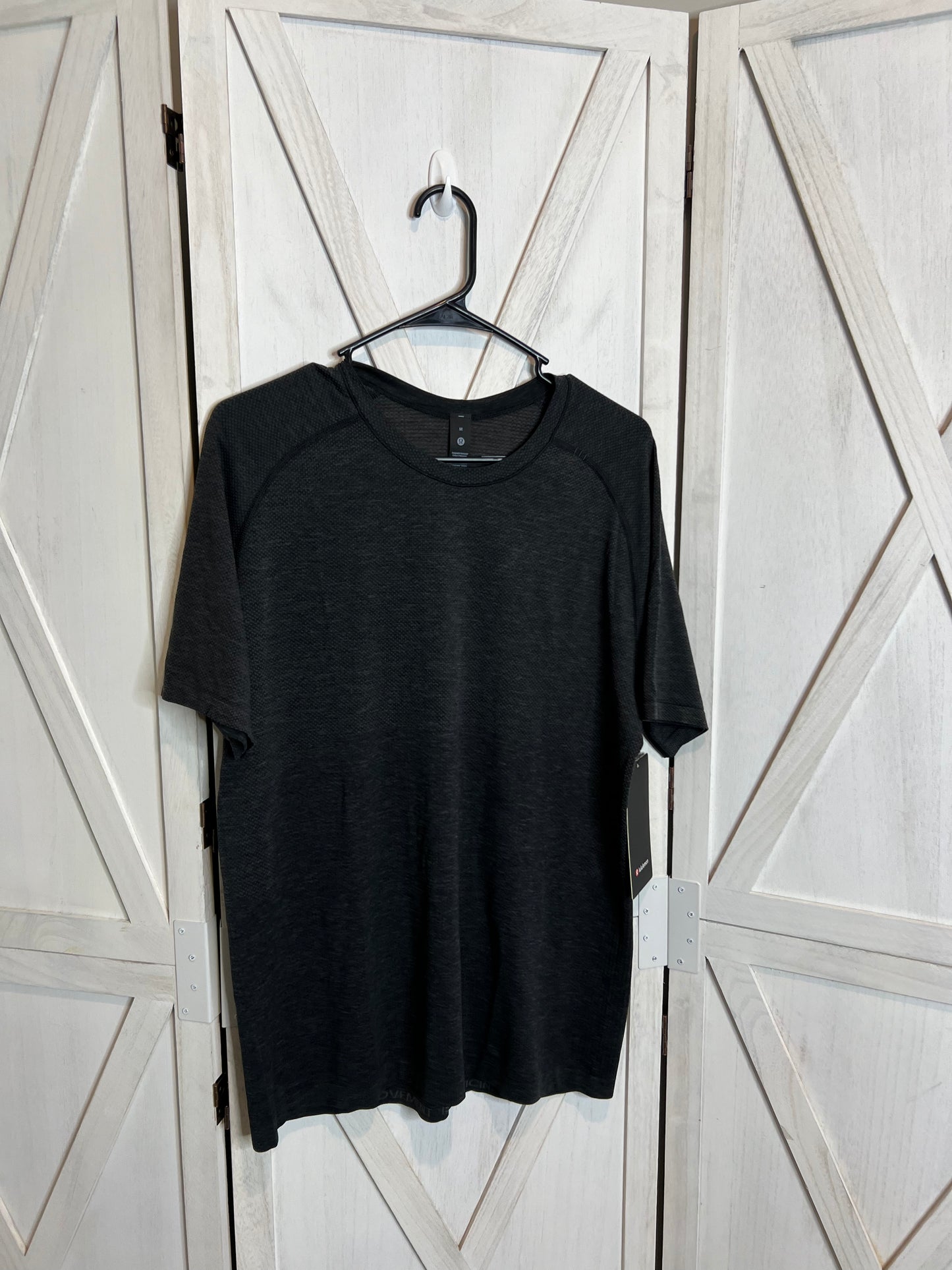 Metal vent tech short sleeve 2.0 *SIZE M