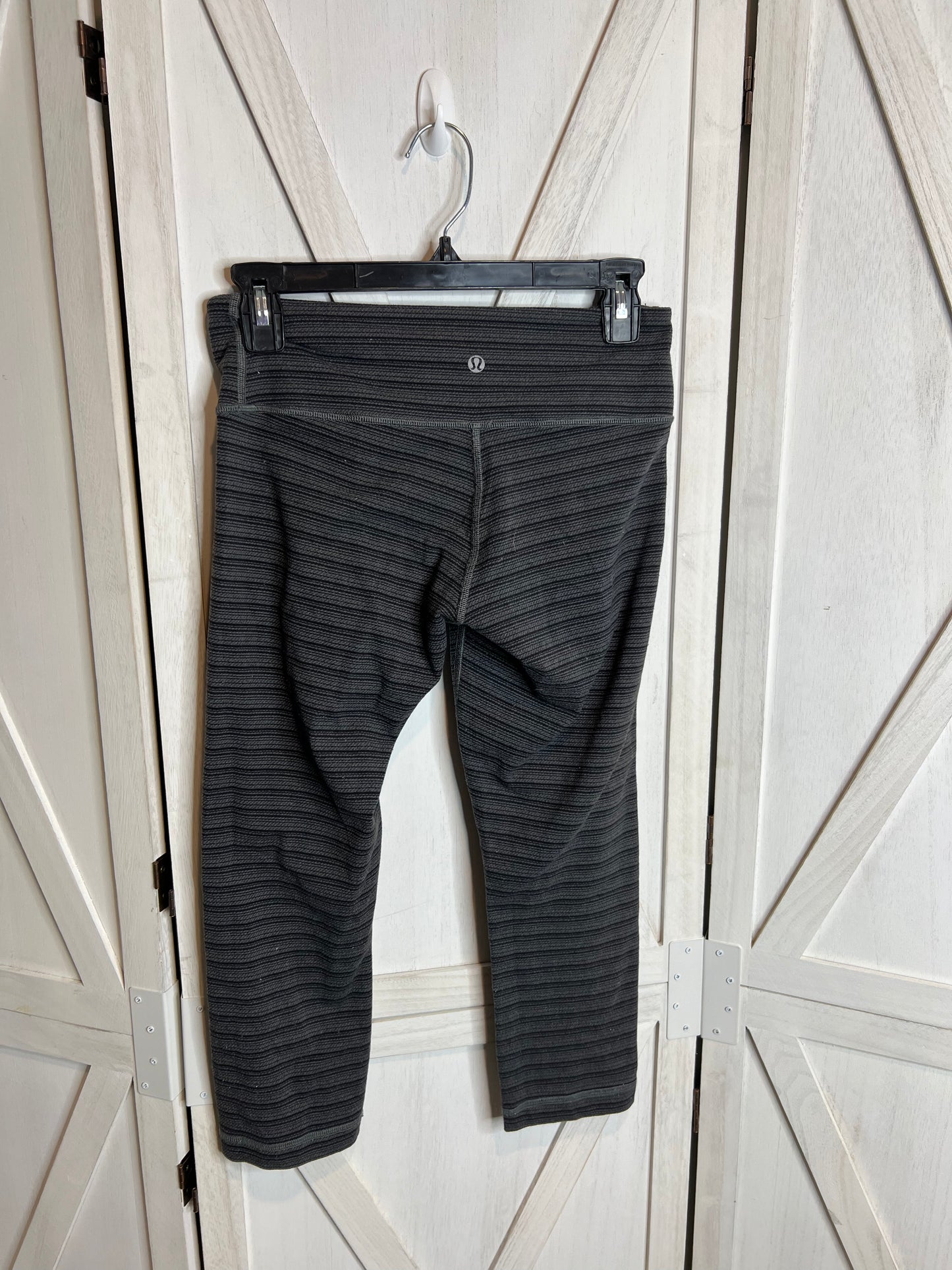 Lululemon leggings*SIZE 6