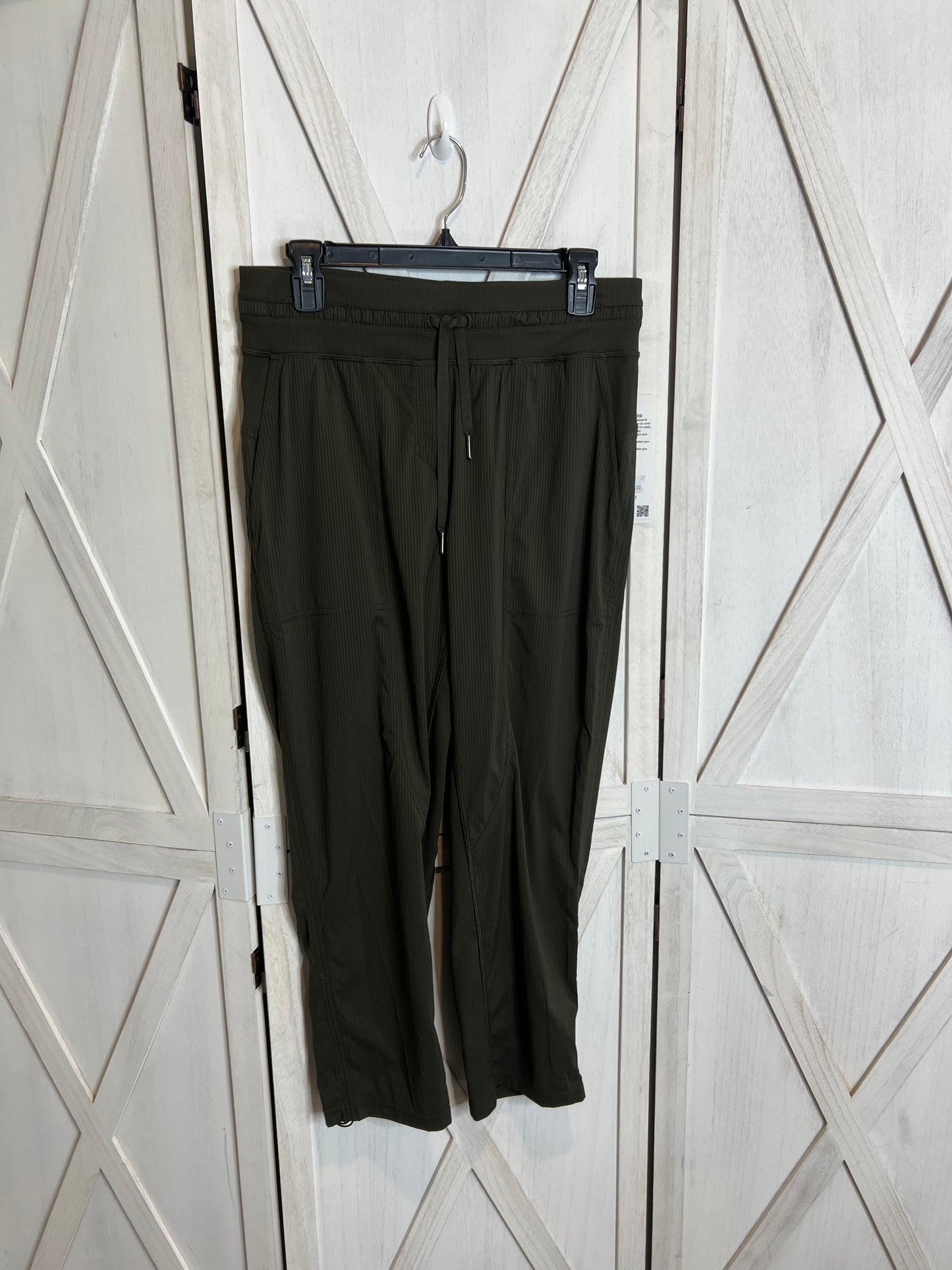 Dance studio crop *SIZE 8