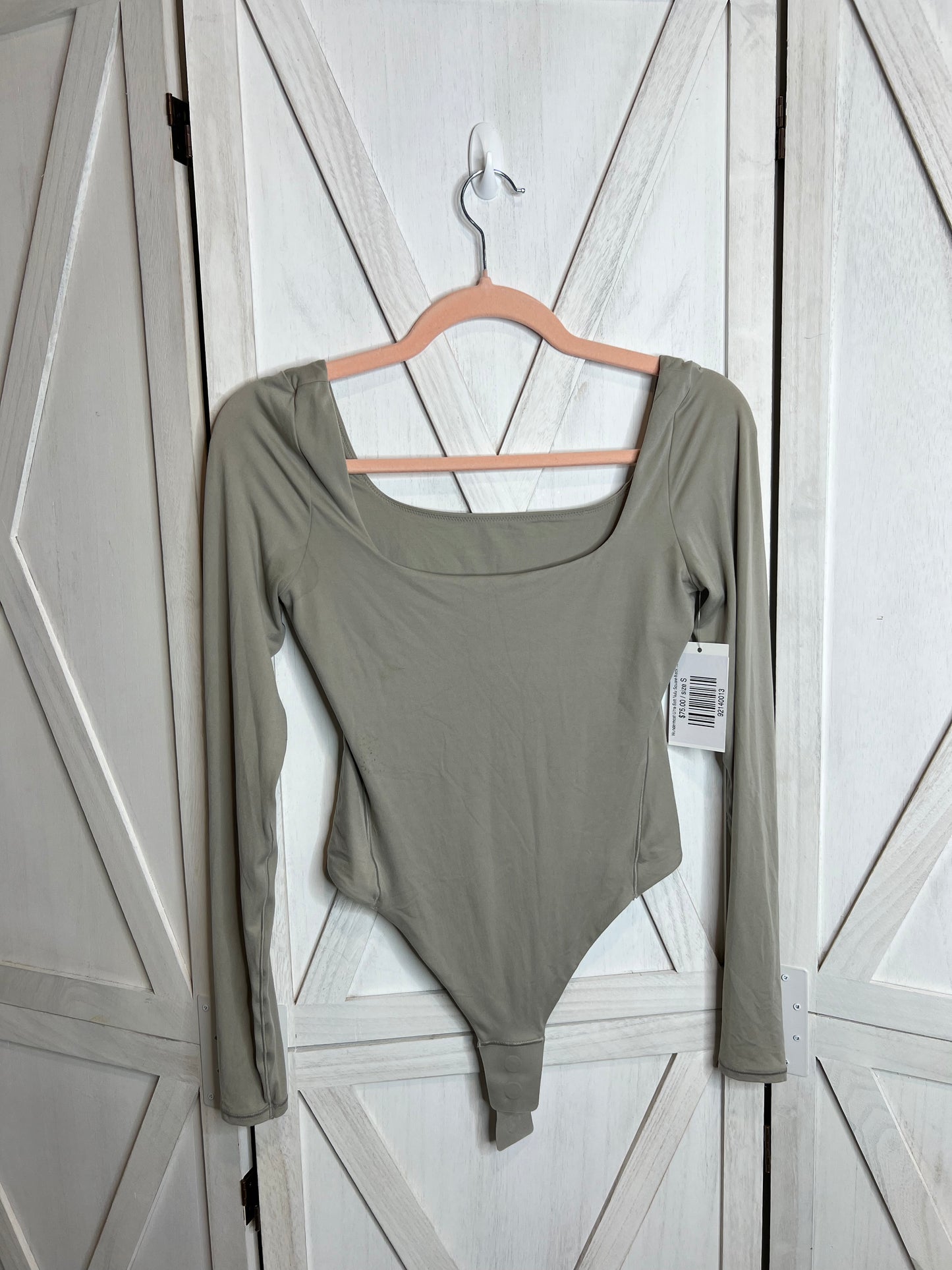 Wundermost Ultra-Soft Nulu Square-Neck LS Bodysuit *SIZE S (mark on shoulder!