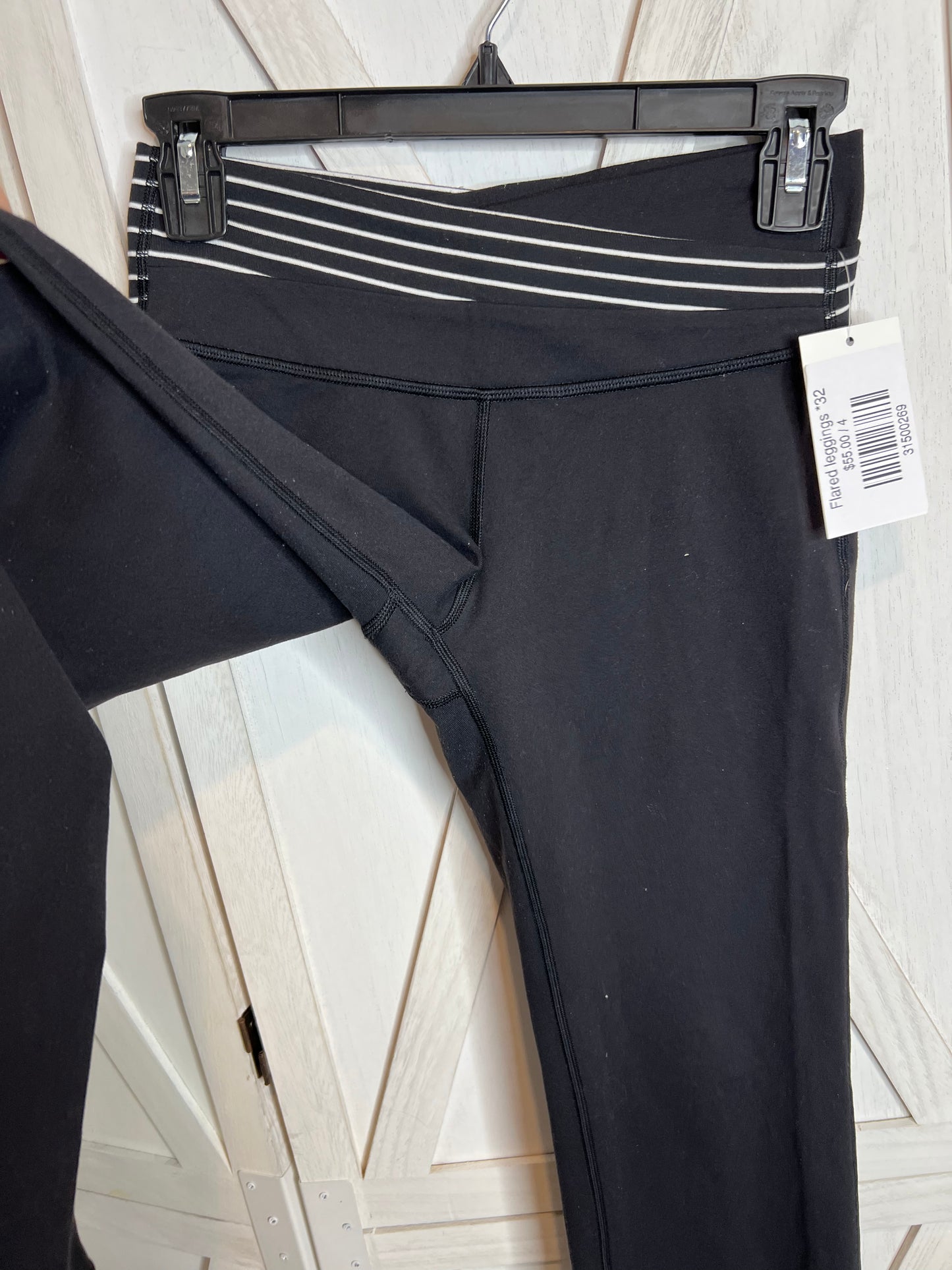 Flared leggings *32 *SIZE 4
