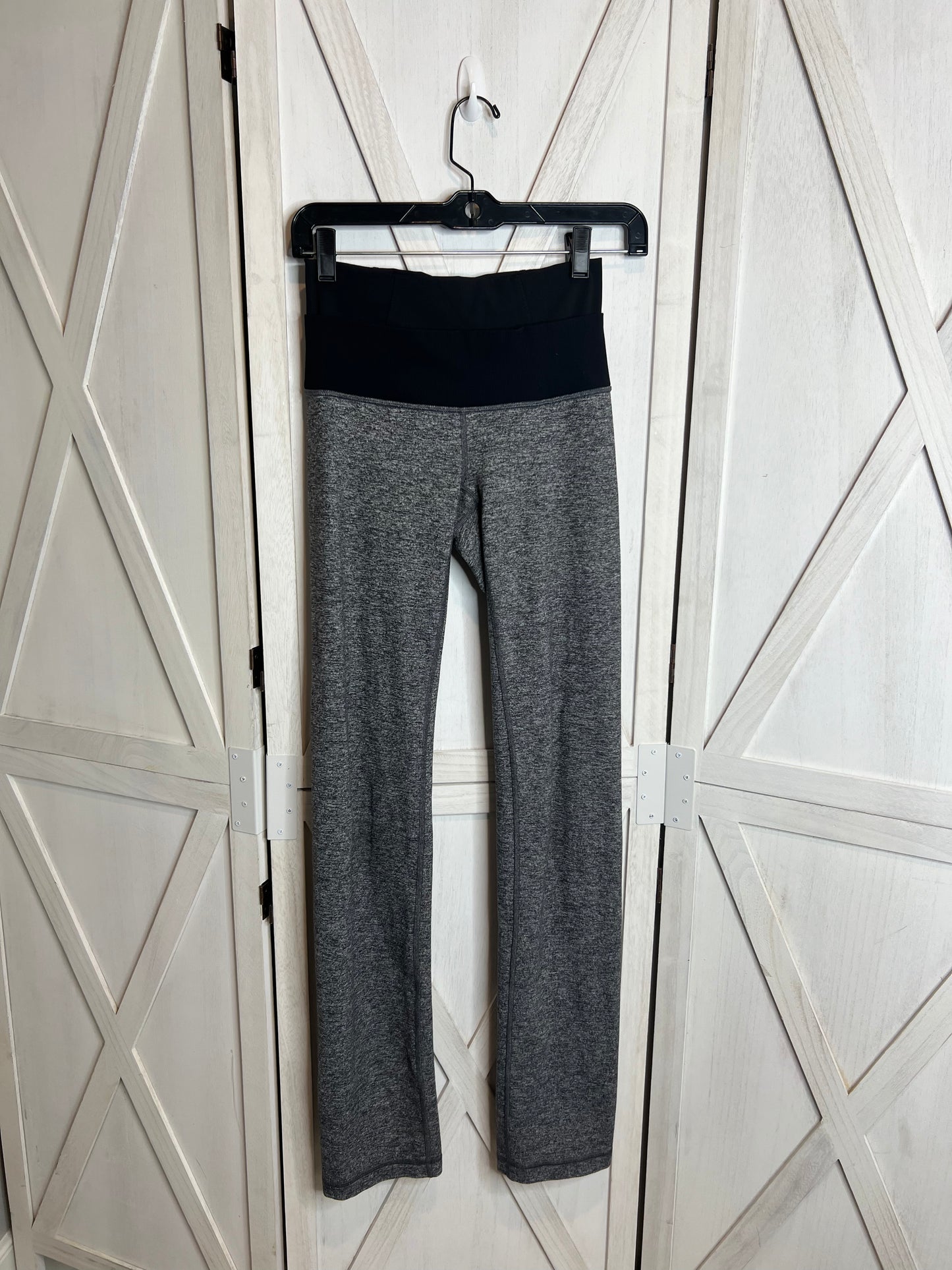 Lululemon yoga pants “33 *SIZE 4