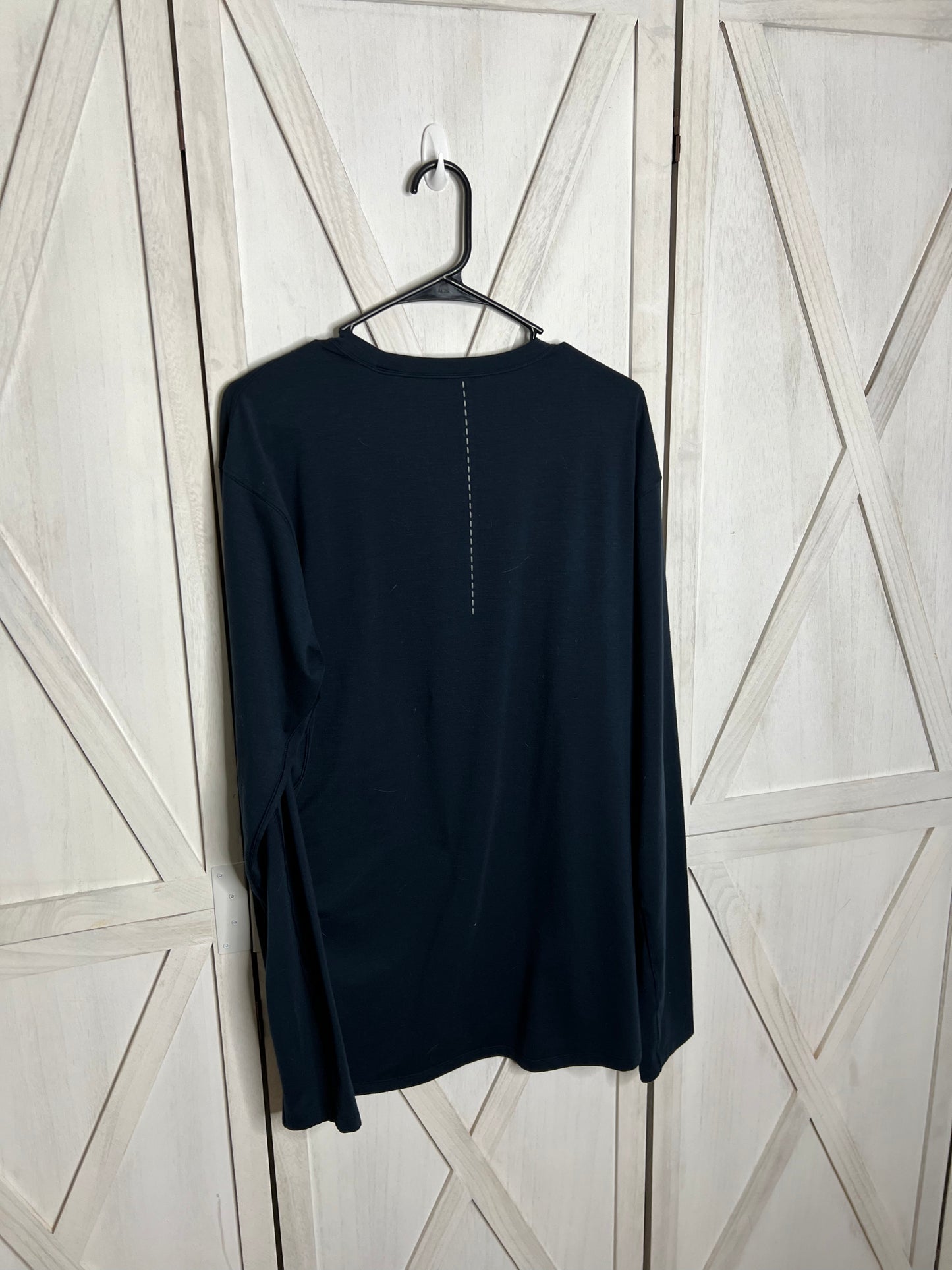 Lululemon Mens Long Sleeve *SIZE XL