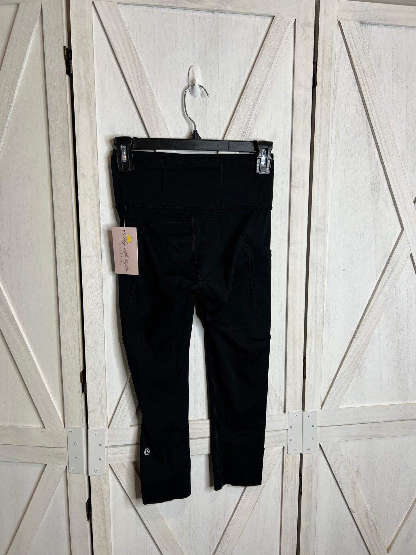Fast & Free Crop 19" (missing dots) *SIZE 4