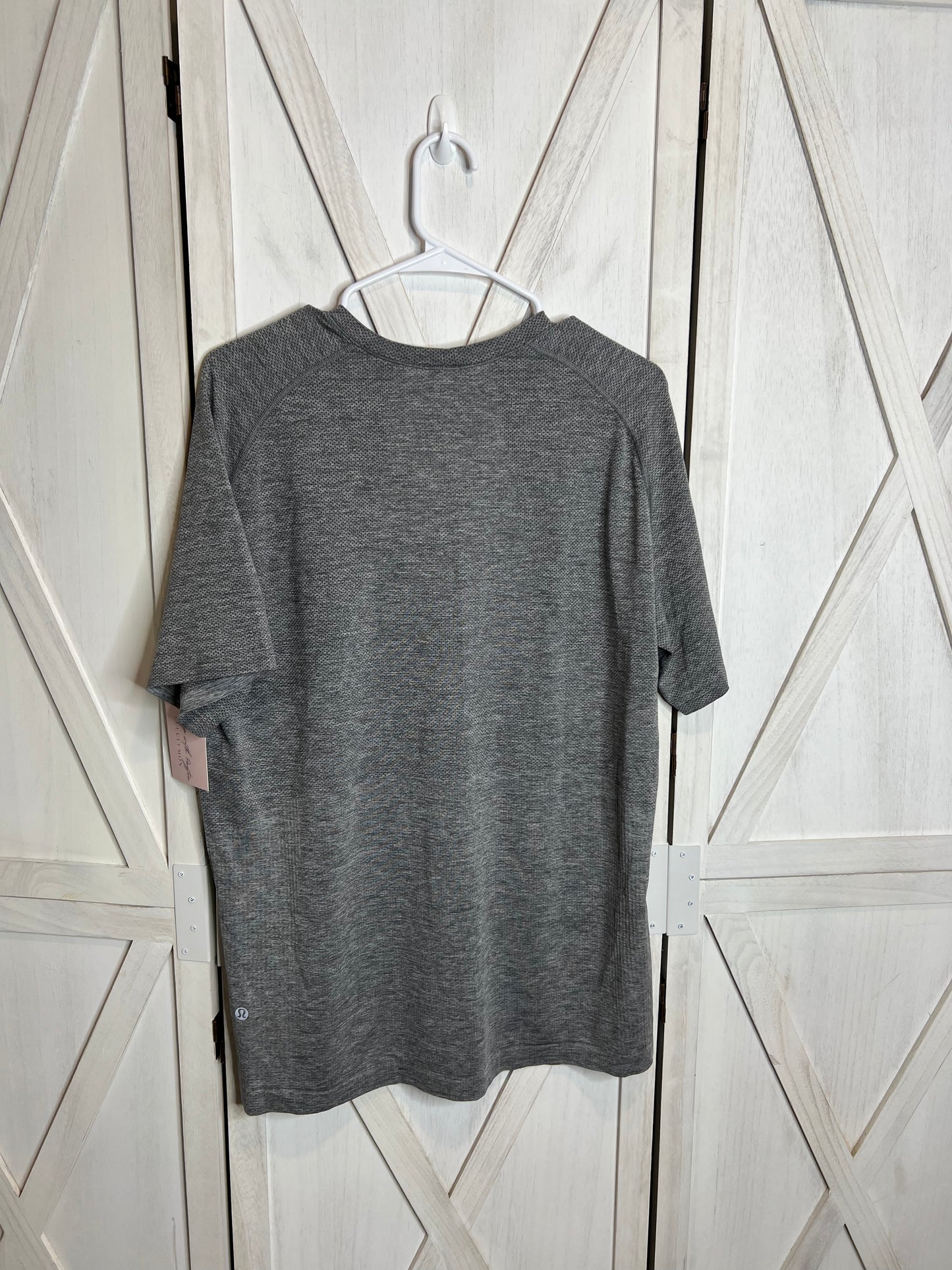 Metal Vent Long Sleeve *SIZE XL