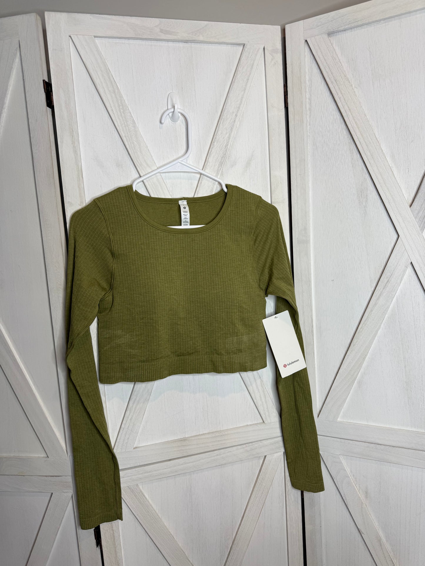 Ebb to street long sleeve *SIZE 8