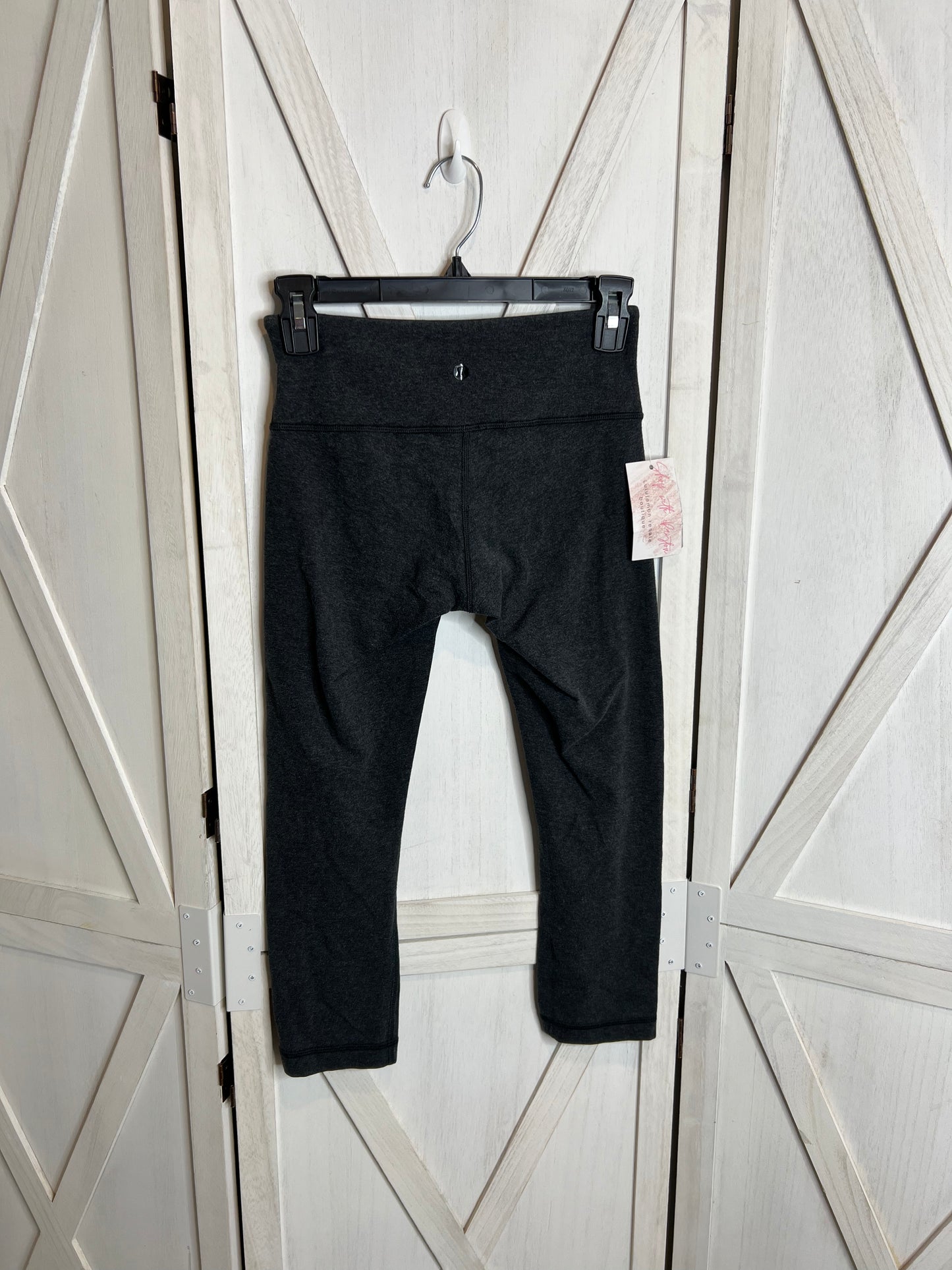 Lululemon leggings 18” *SIZE 4