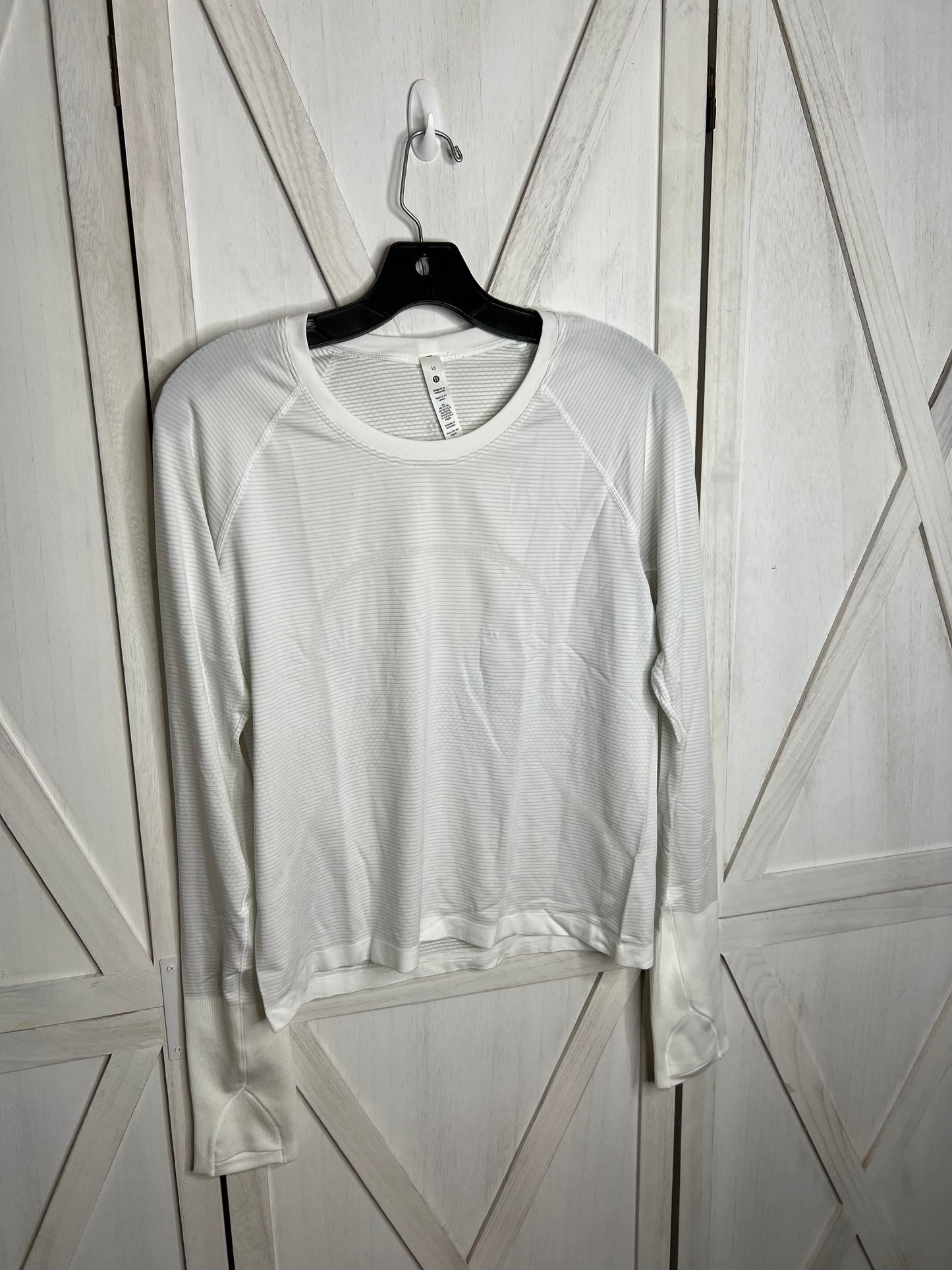 Swiftly Tech Long Sleeve 2.0 *Race *SIZE 6•10