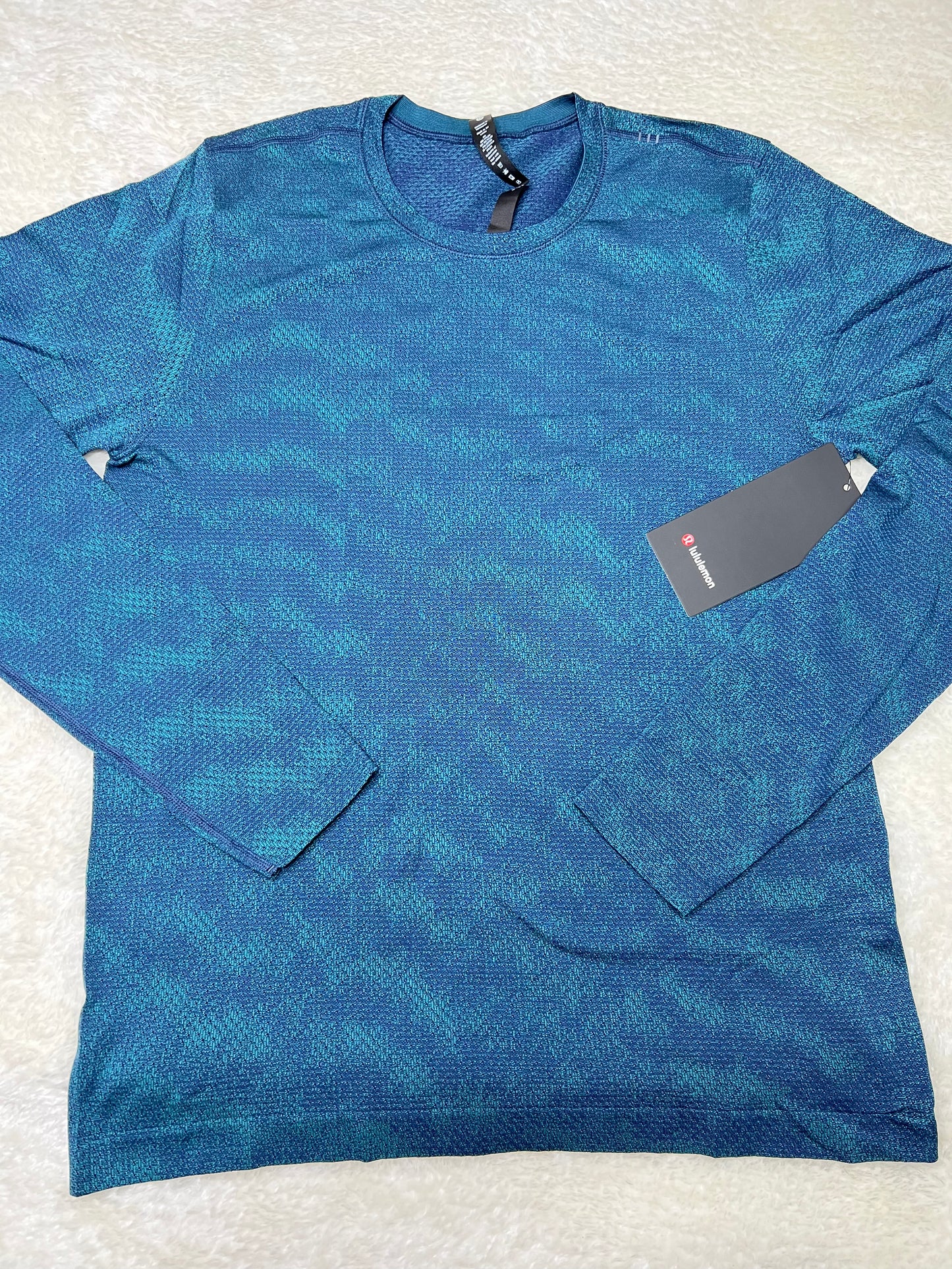 Lululemon metal vent breathe long sleeve *SIZE S•M