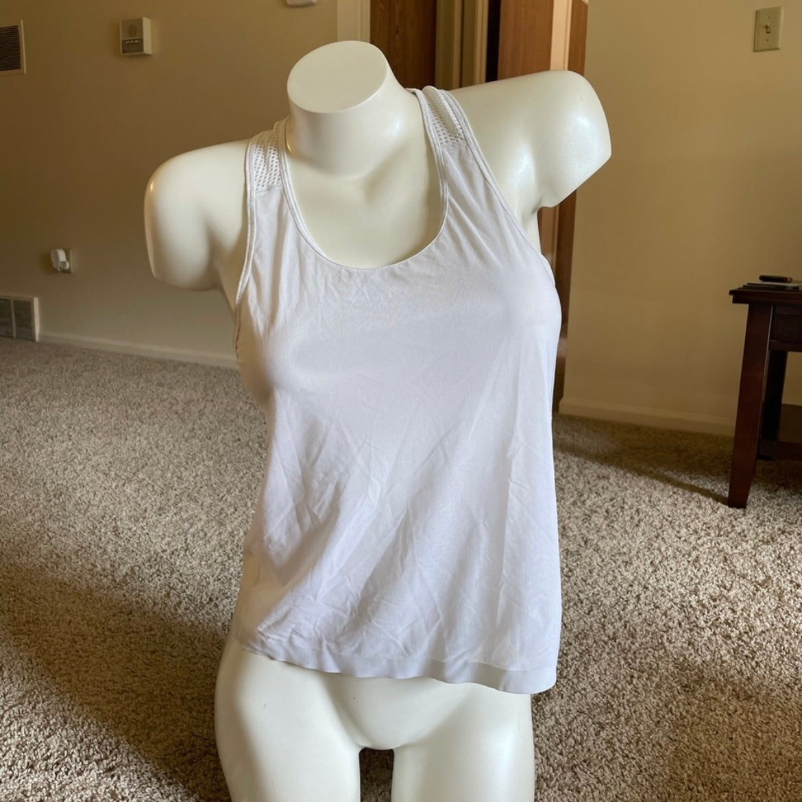 Lululemon tank top * SIZE 6