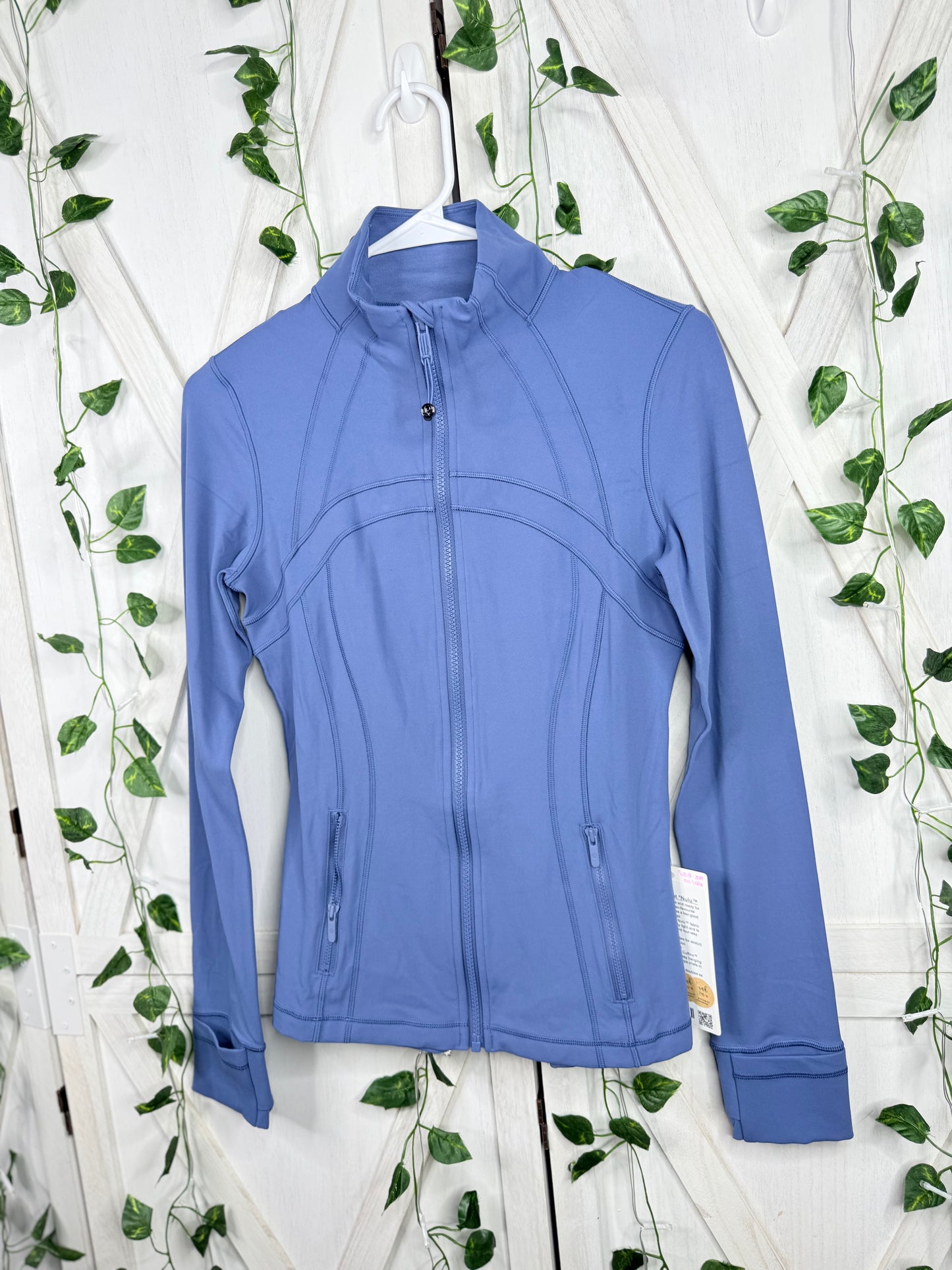 Define Jacket *Nulu *Size 6