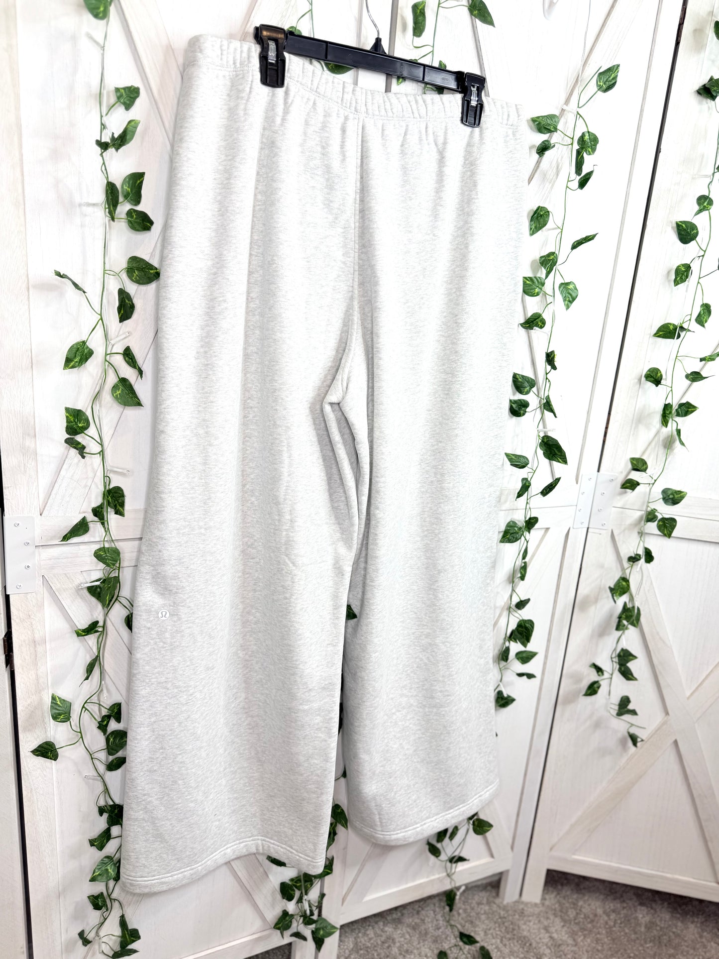 W Steady State SuperLoft Pant *Reg *Size XL