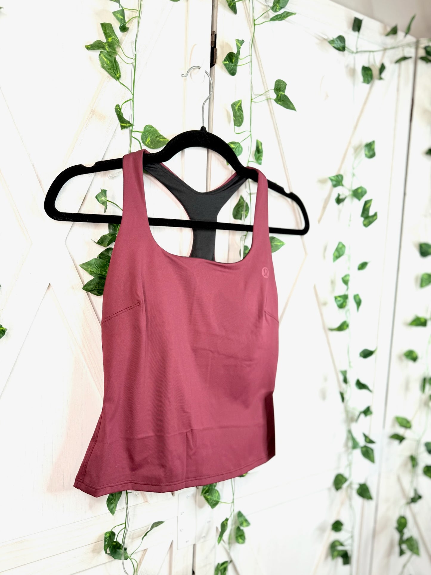 Lightweight Tennis Tank * Size 2