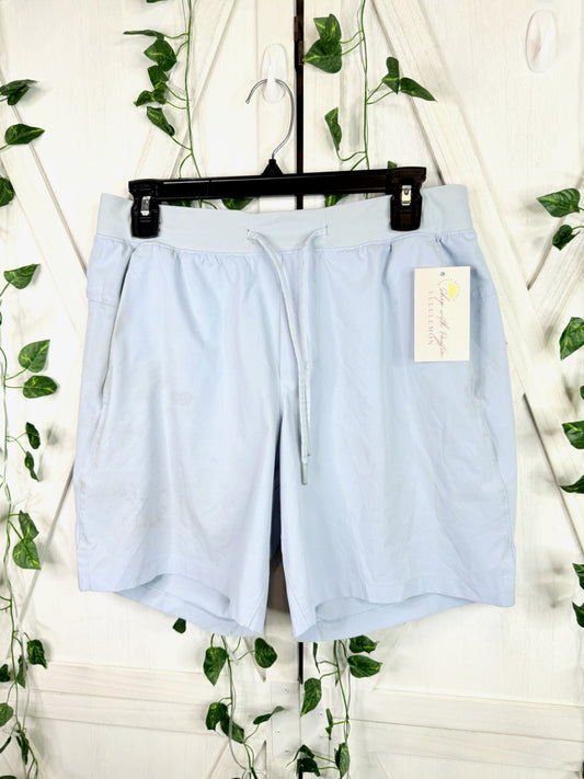 Men’s Shorts*Size M