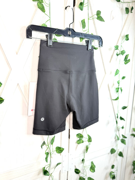 Wunder Train No Line HR Short 6” * Size 2