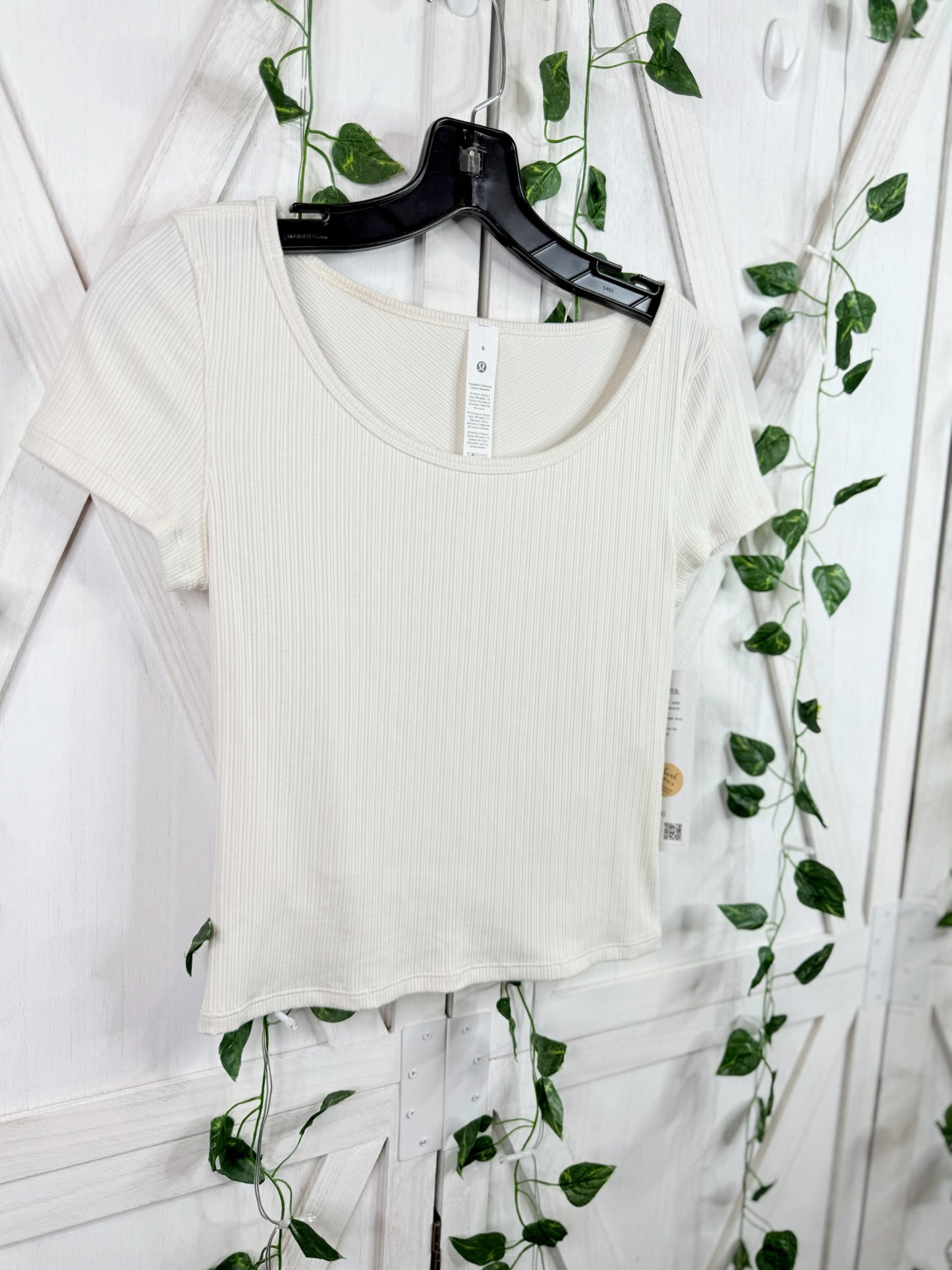 Hold Tight Micro-Rib Cross-Back Tee *Size 6