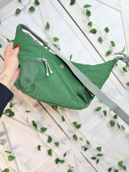 Slouchy Sling Bag *Paracord