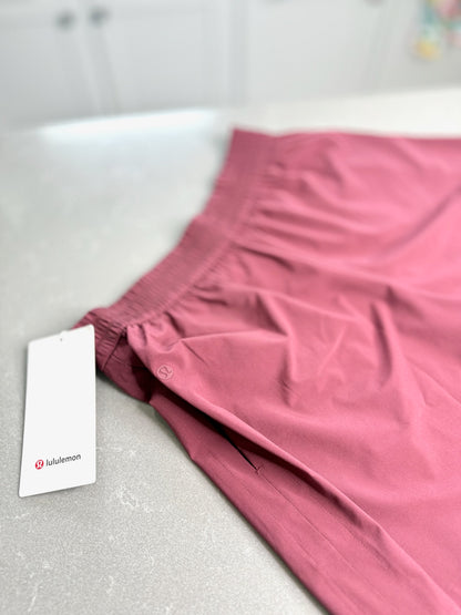Breezily MR Short 6” *Size S