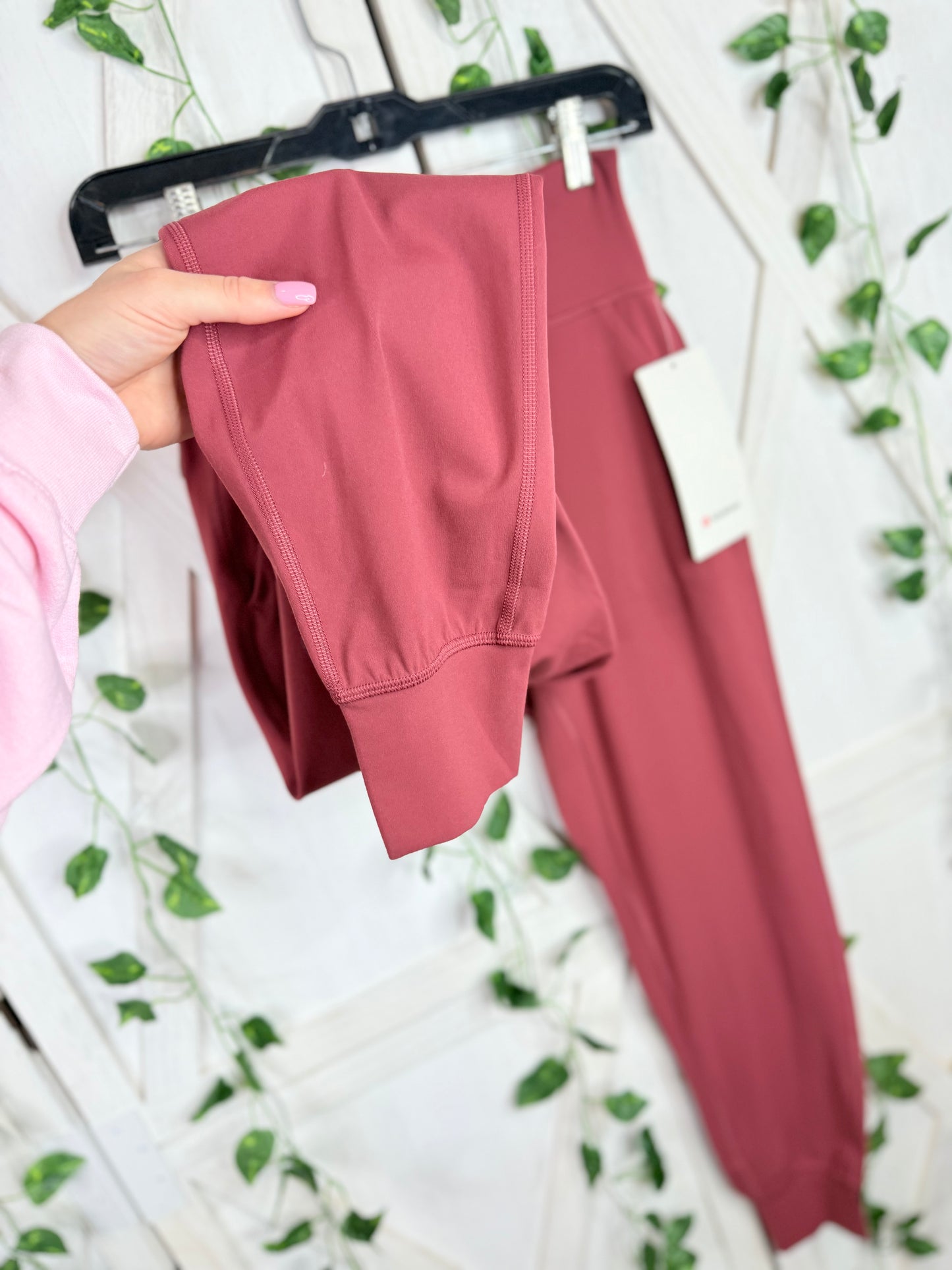 Lululemon Align HR Jogger *Size 4