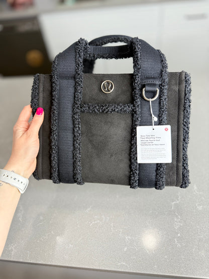 Boxy Mini Tote 4.5L* Faux Shearling Trims