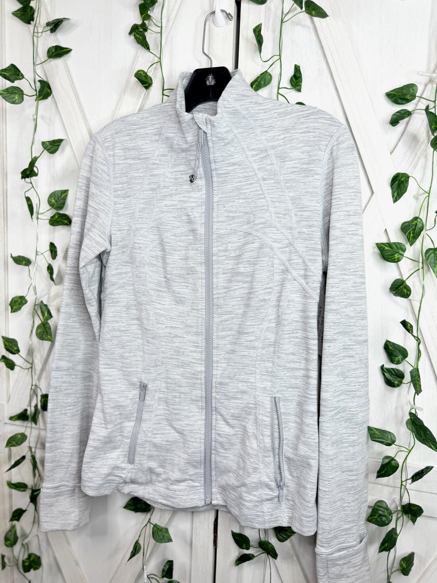 Define Jacket *Size 8