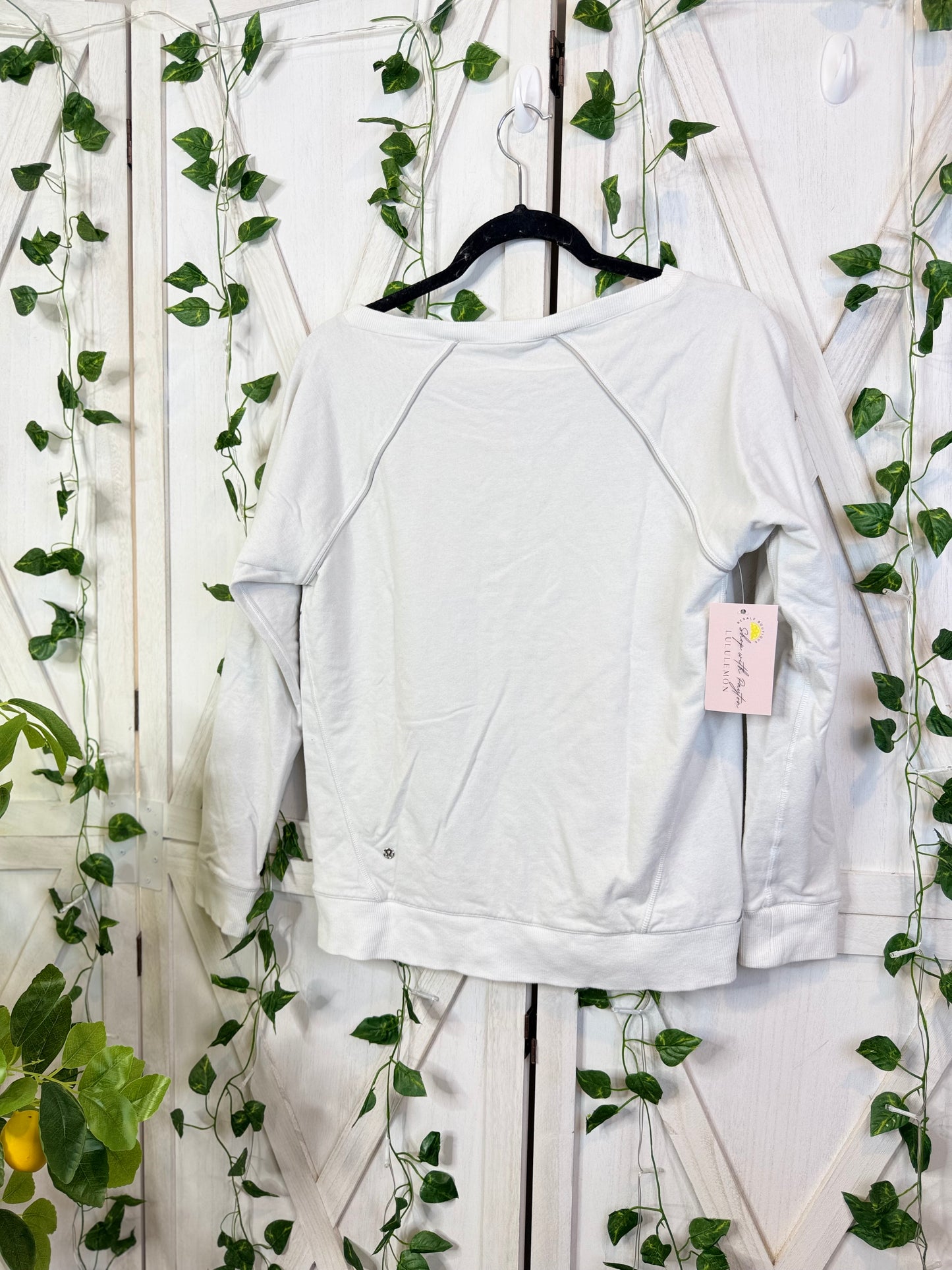 Lululemon long sleeve *Size 8