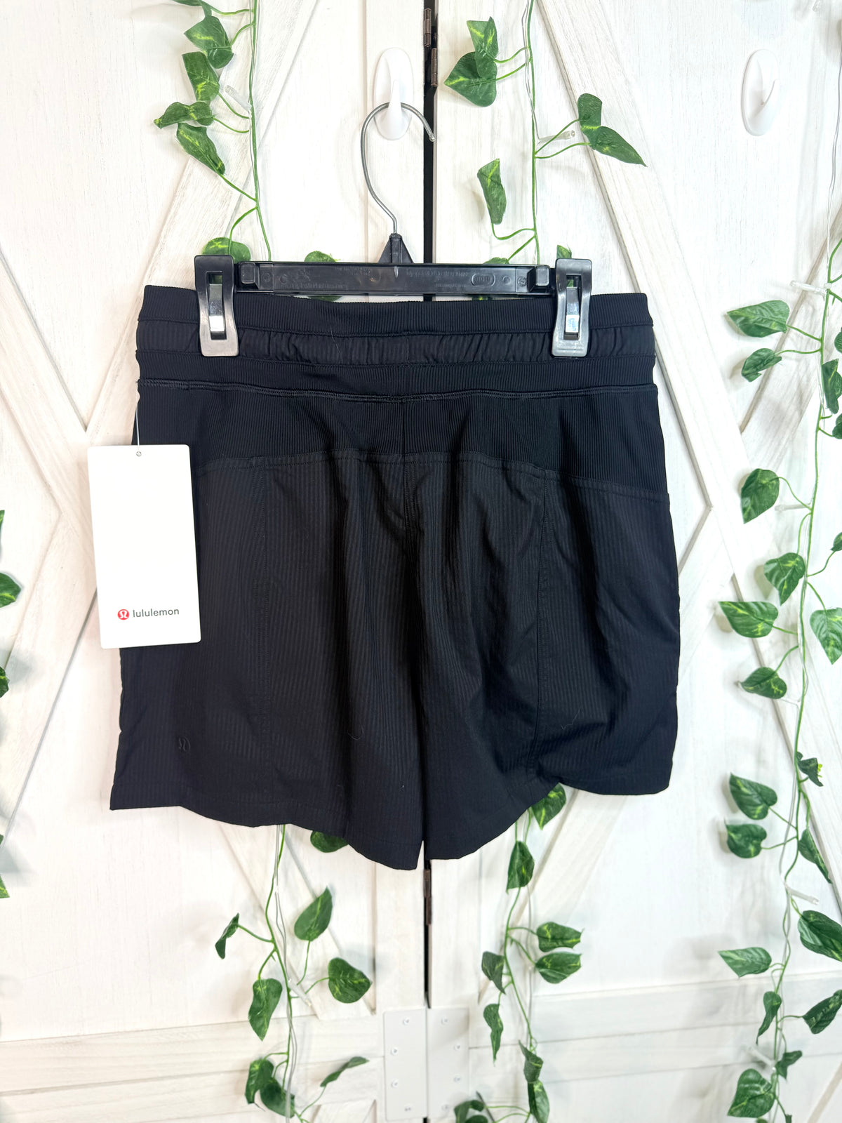 dance studio hr short 3.5”