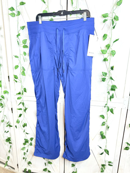 Dance Studio Mid-Rise Pant *Regular *Size 6 • 8 • 14