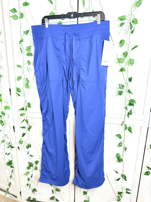 Dance Studio Mid-Rise Pant *Regular *Size 6 • 8 • 14