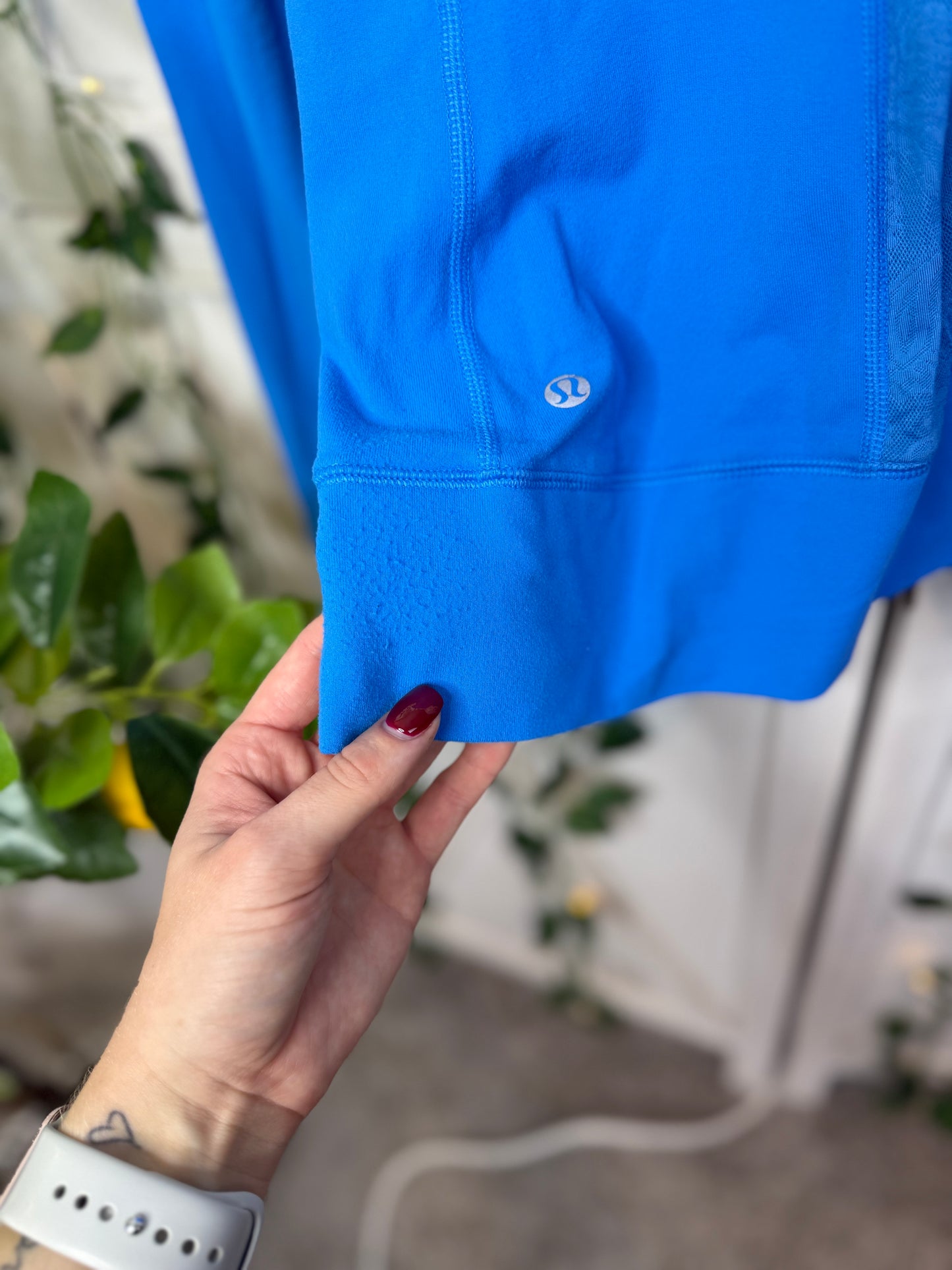 Lululemon long sleeve *Size 10