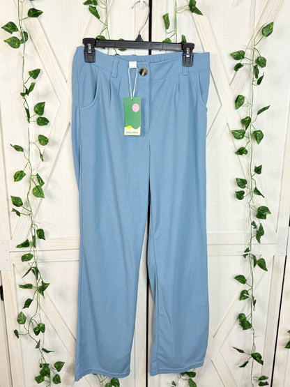 Halara Crepe pants *Size M