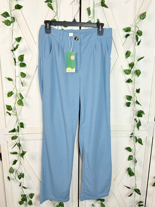 Halara Crepe pants *Size M