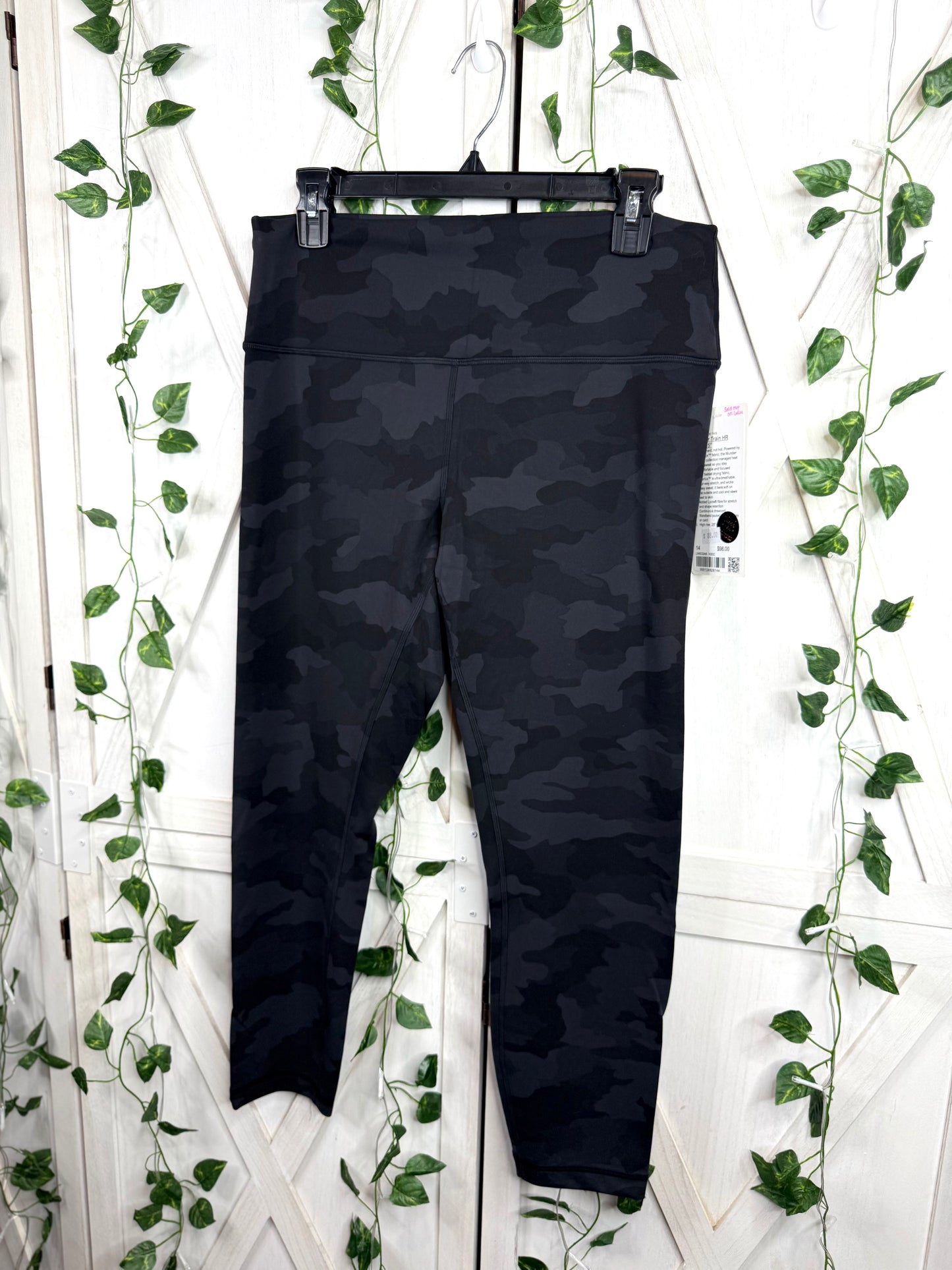 Wunder Train HR Tight 25” * Size 14 • 18