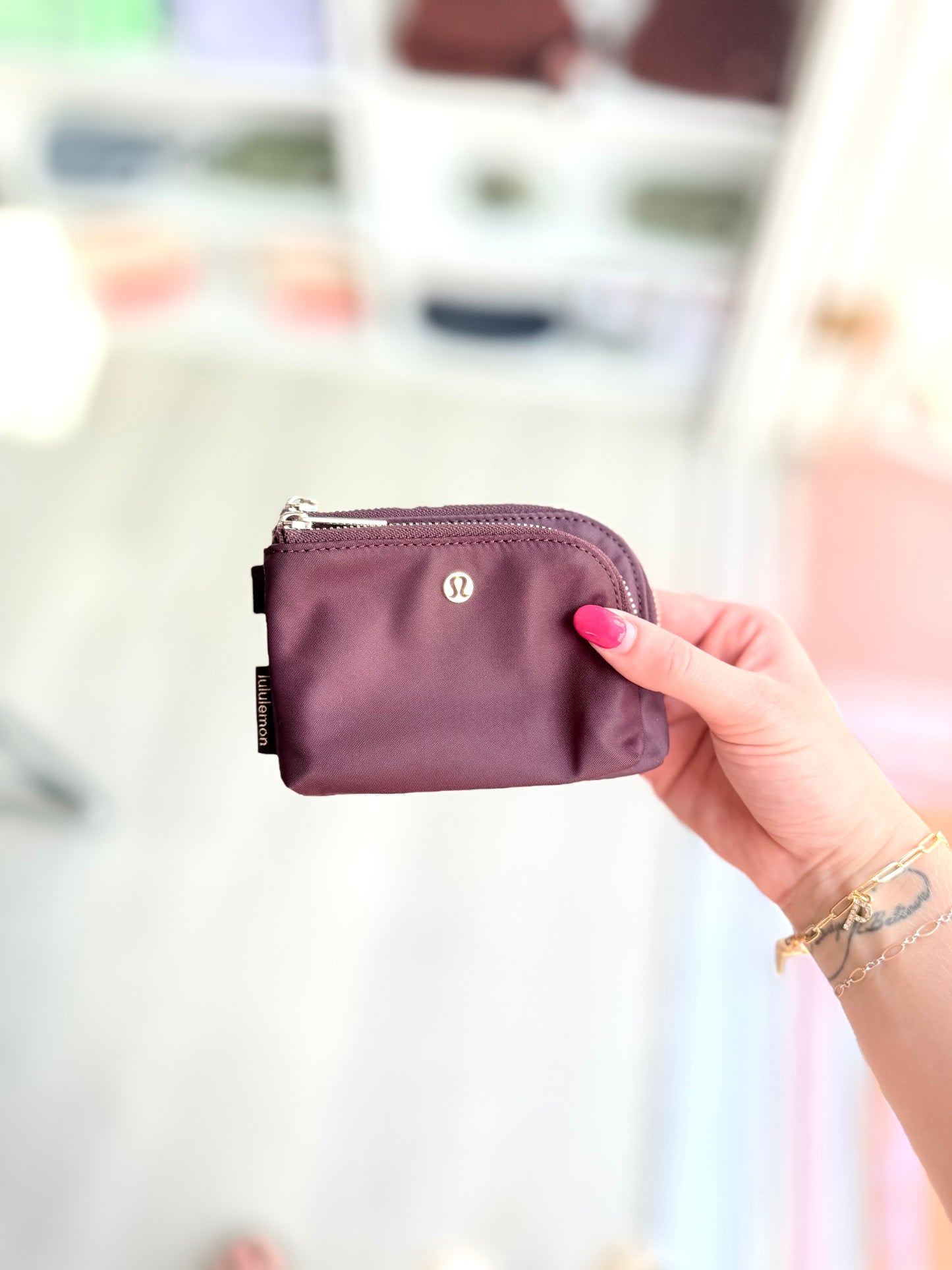 Double-Zip Clippable Card Pouch
