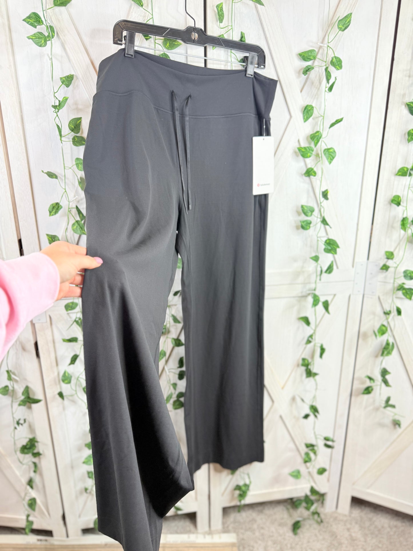 Groove Wide-Leg High-Rise Pant *Regular * Size 14