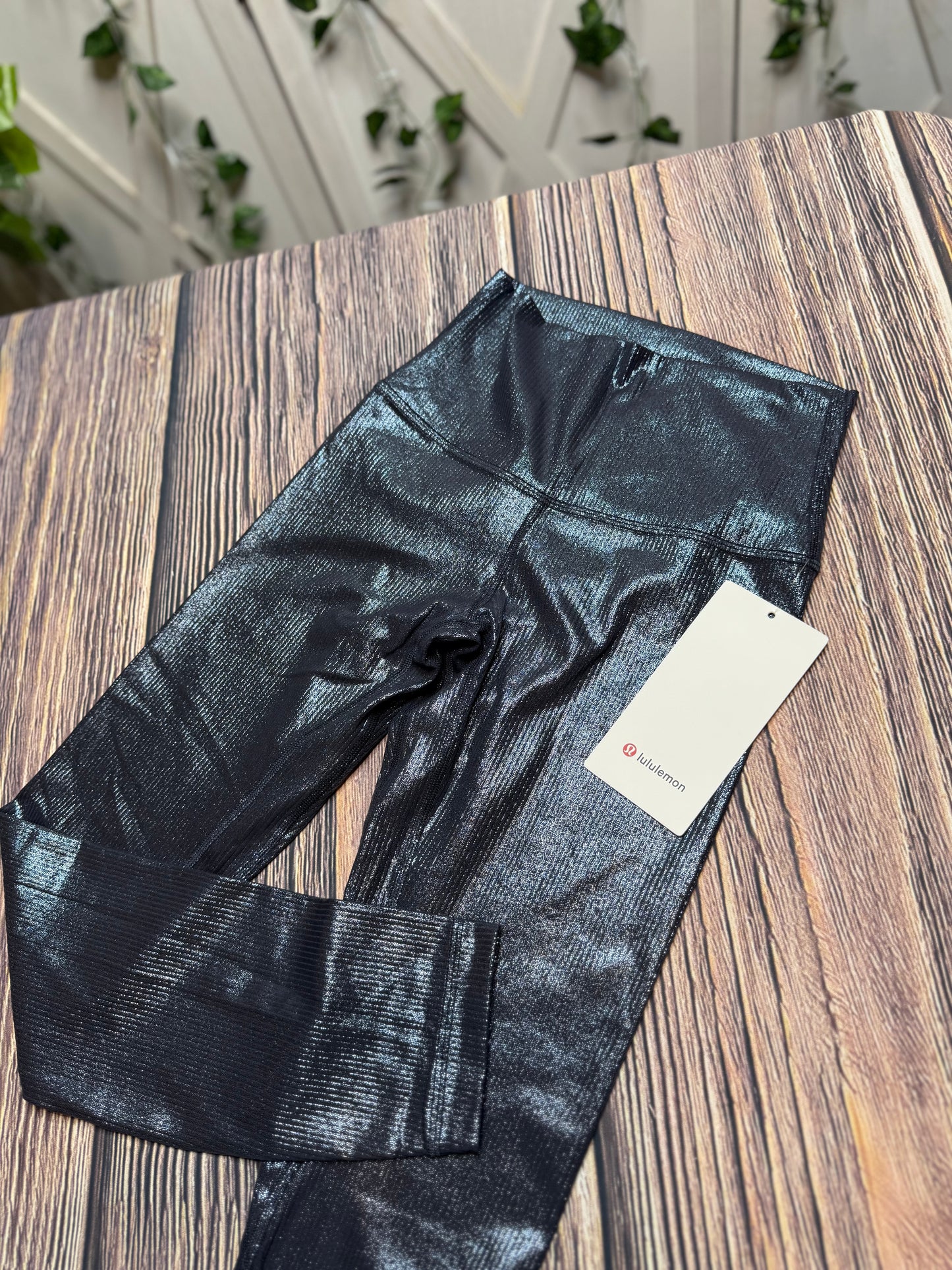 Align rib HR pant 25” Size 2 & 4