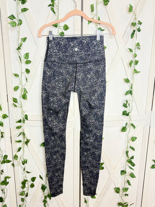 Lululemon leggings 30” *SIZE 6