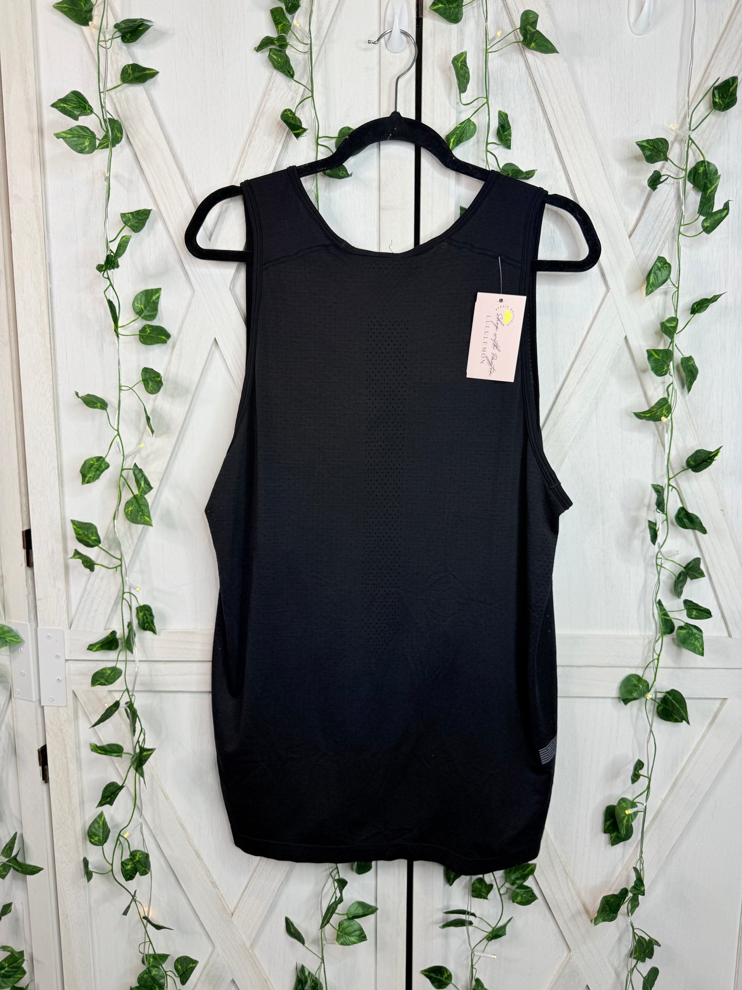 Metal vent tank *Size XL